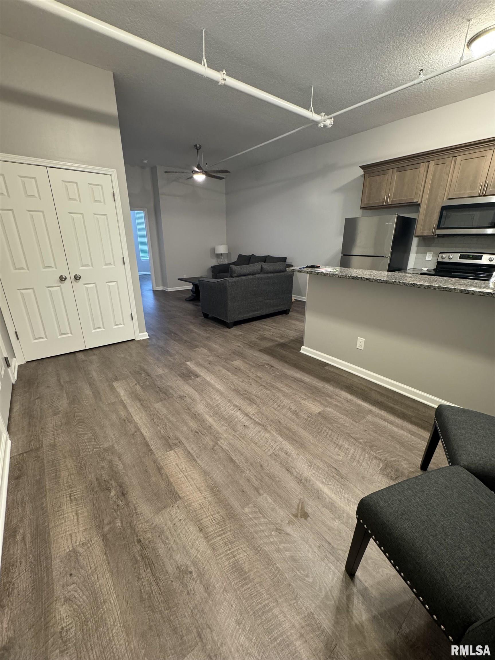 313 20th Street Property Photo 4