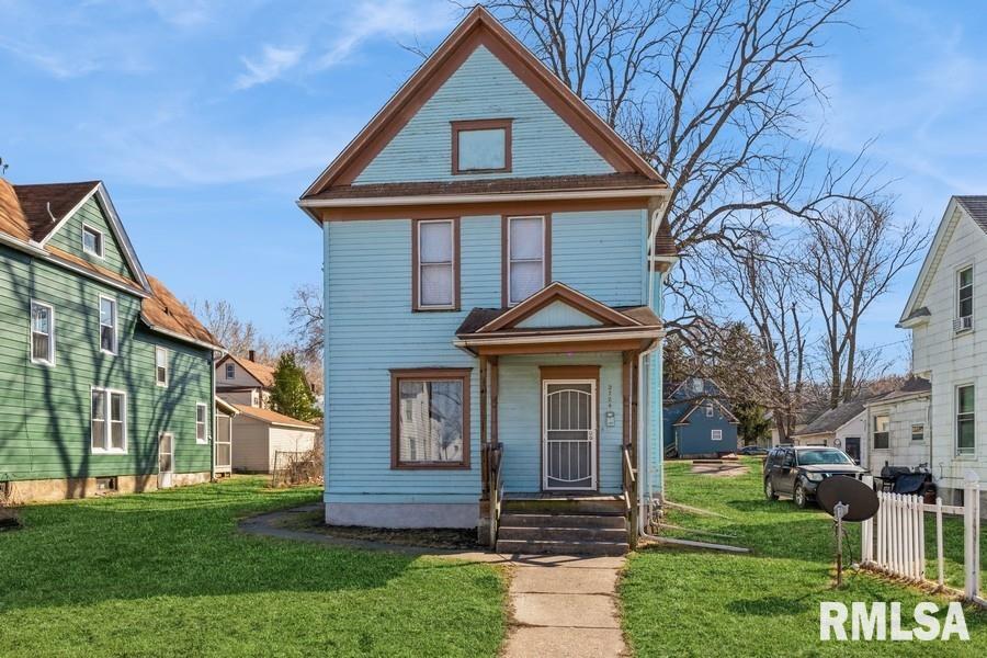 2724 6th Avenue Property Photo