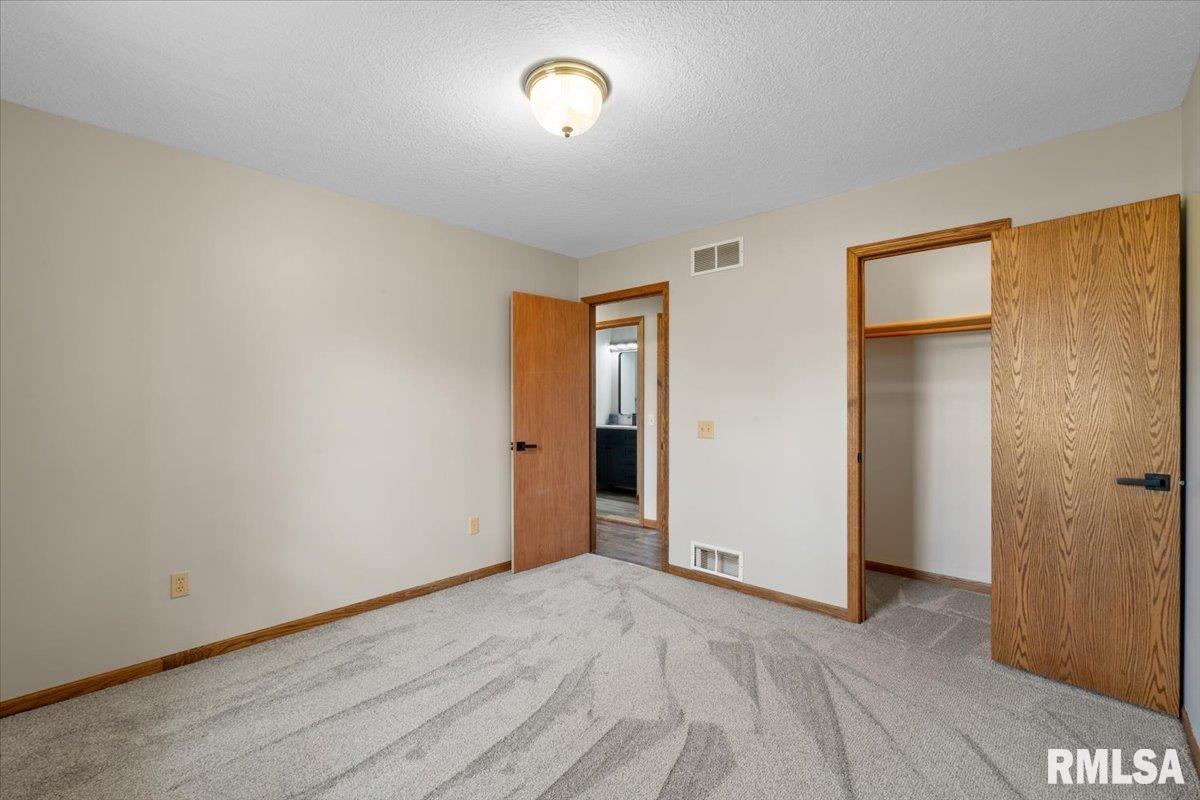 39 E Timberline Drive Property Photo 18
