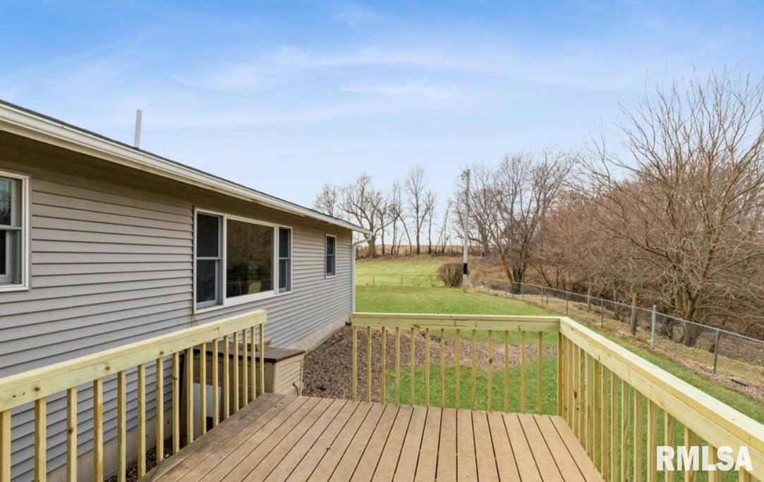 4460 160th Street Property Photo 7