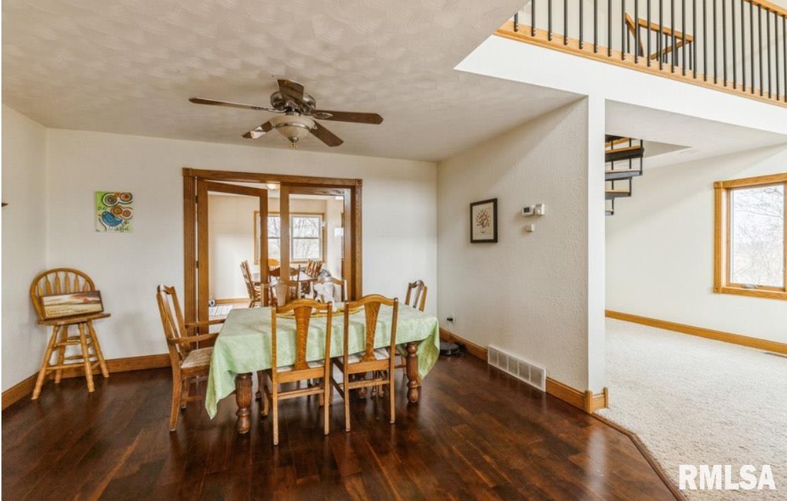 4460 160th Street Property Photo 18