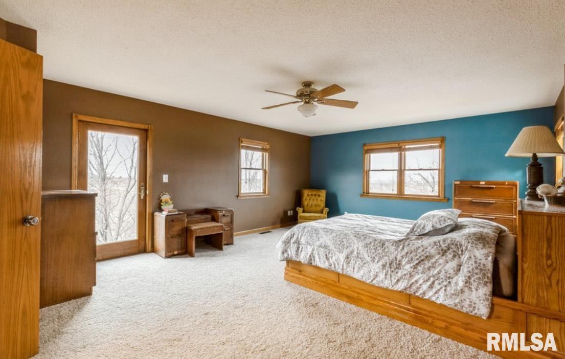 4460 160th Street Property Photo 23