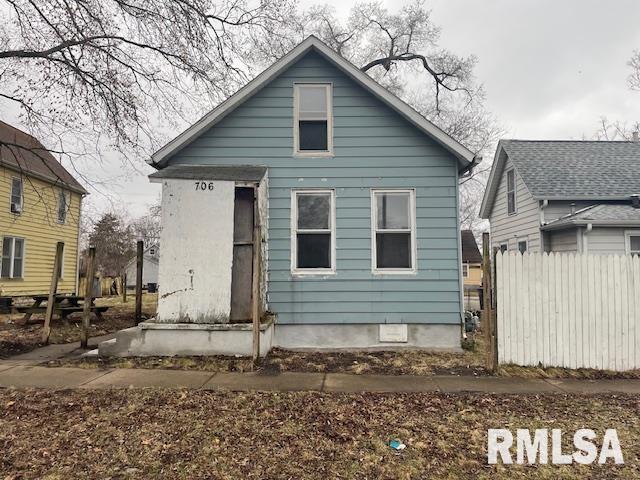 706 5th Street Property Photo