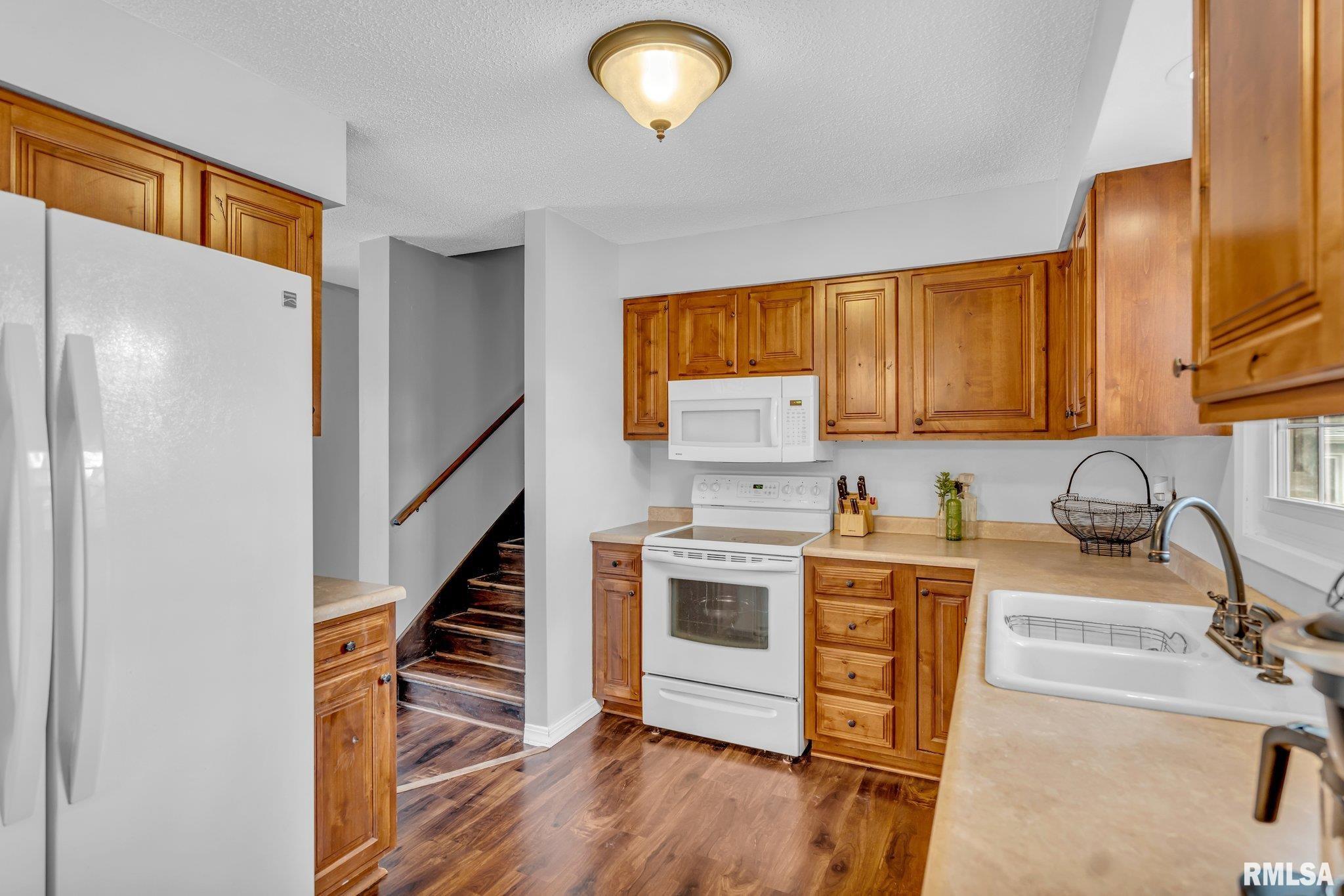 3014 N Pine Street Property Photo 7