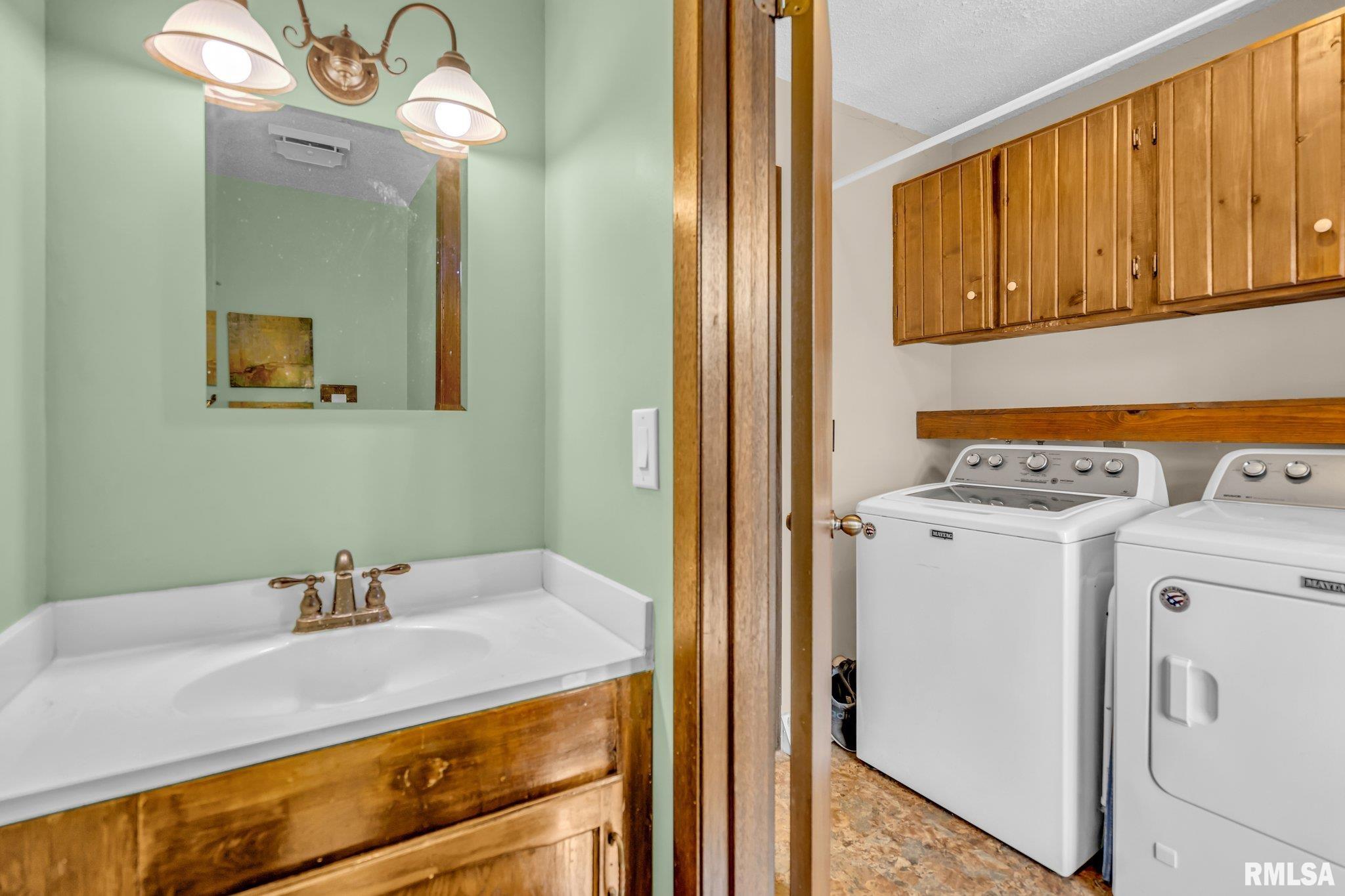 3014 N Pine Street Property Photo 17