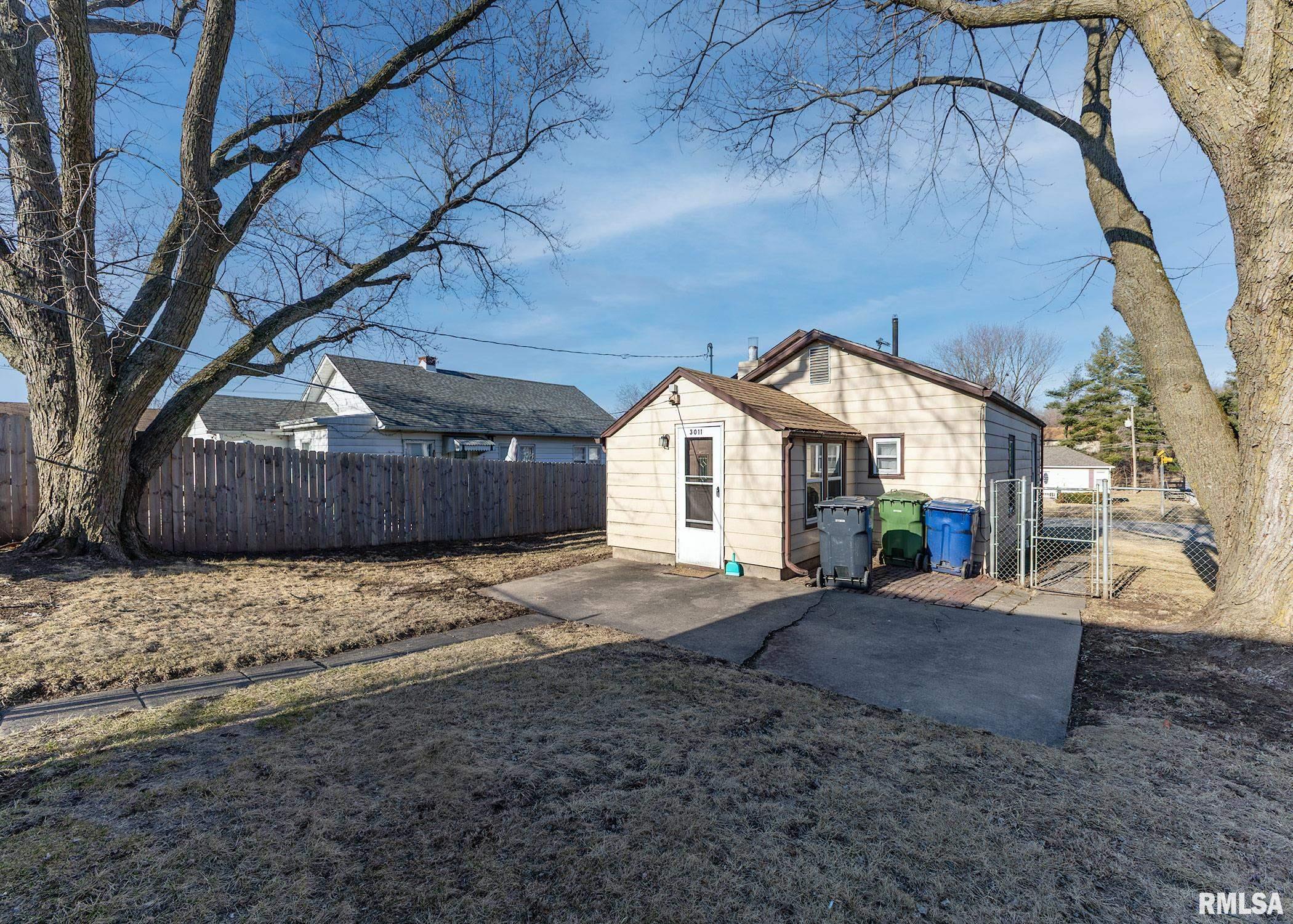 3011 N 3rd Street Property Photo 5