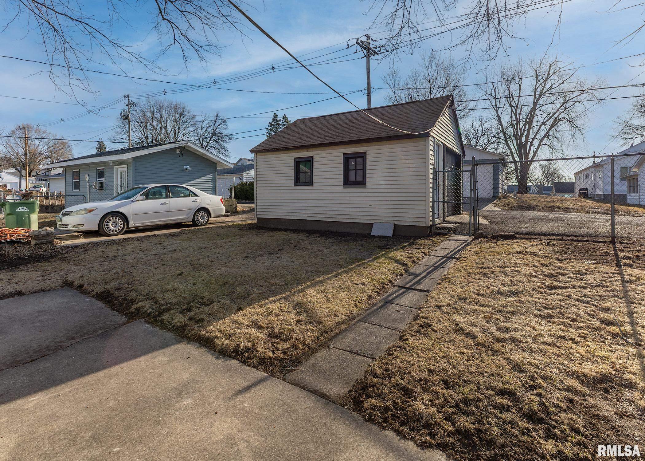 3011 N 3rd Street Property Photo 6