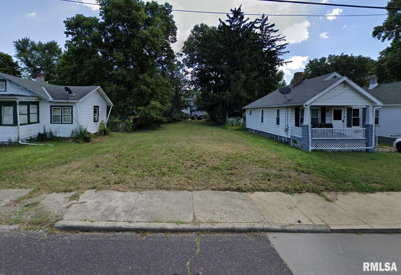 600 E GIFT Avenue