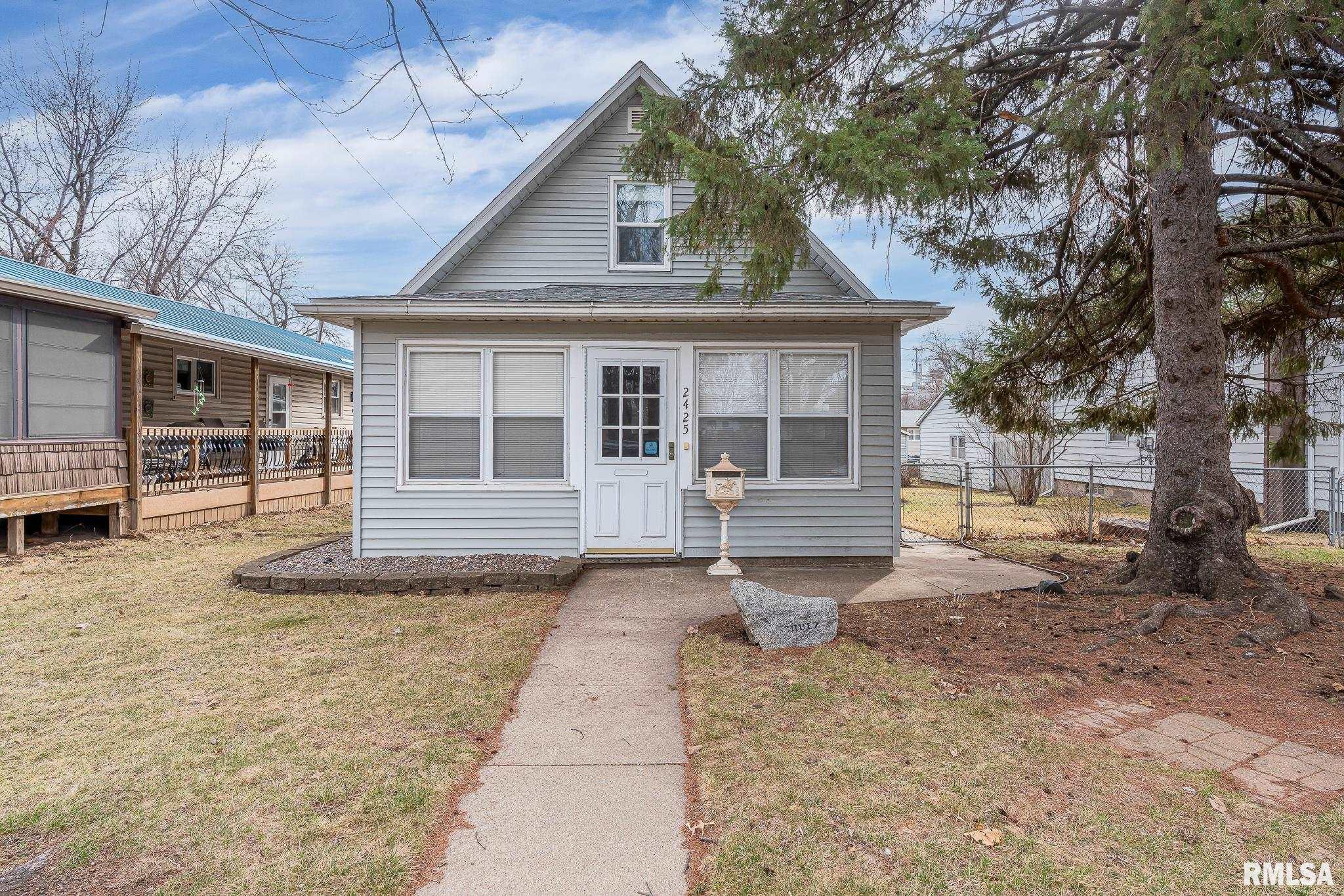 2425 Barker Street Property Photo