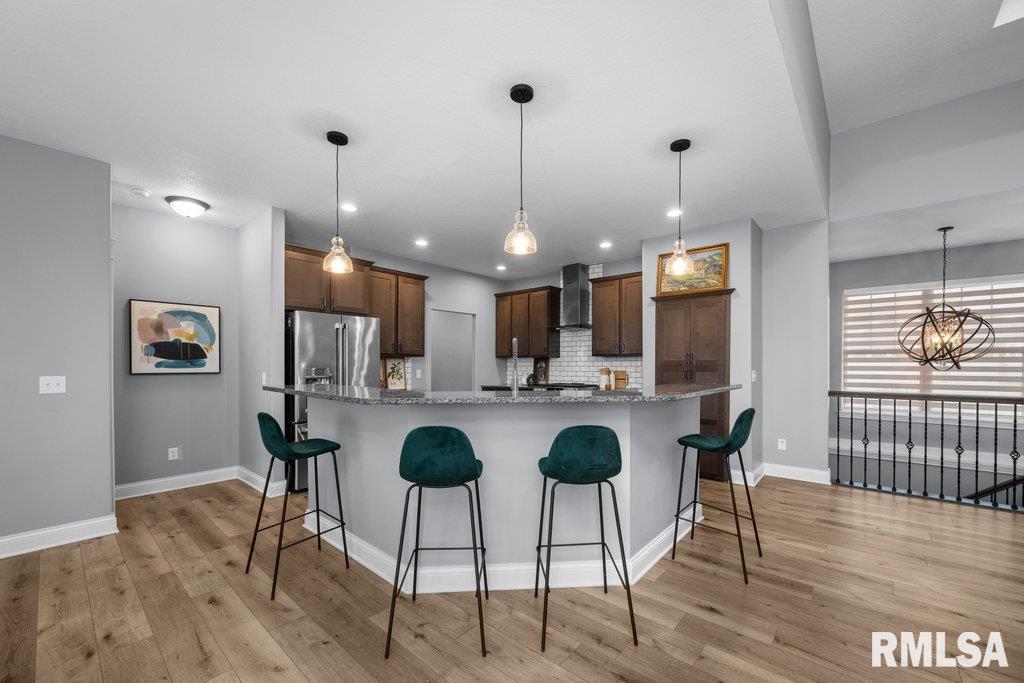 6986 Grove Crossing Property Photo 10