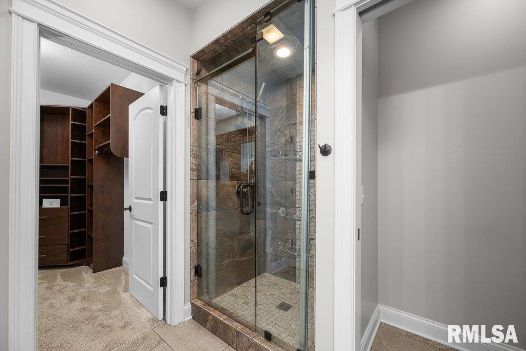 6986 Grove Crossing Property Photo 18
