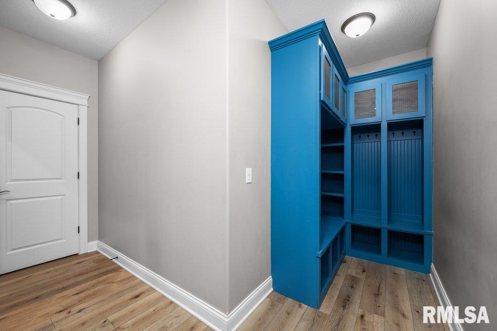 6986 Grove Crossing Property Photo 24