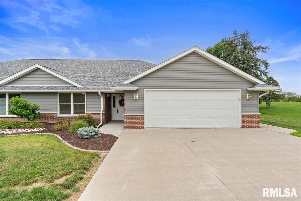 19109 Bluff Road Property Photo