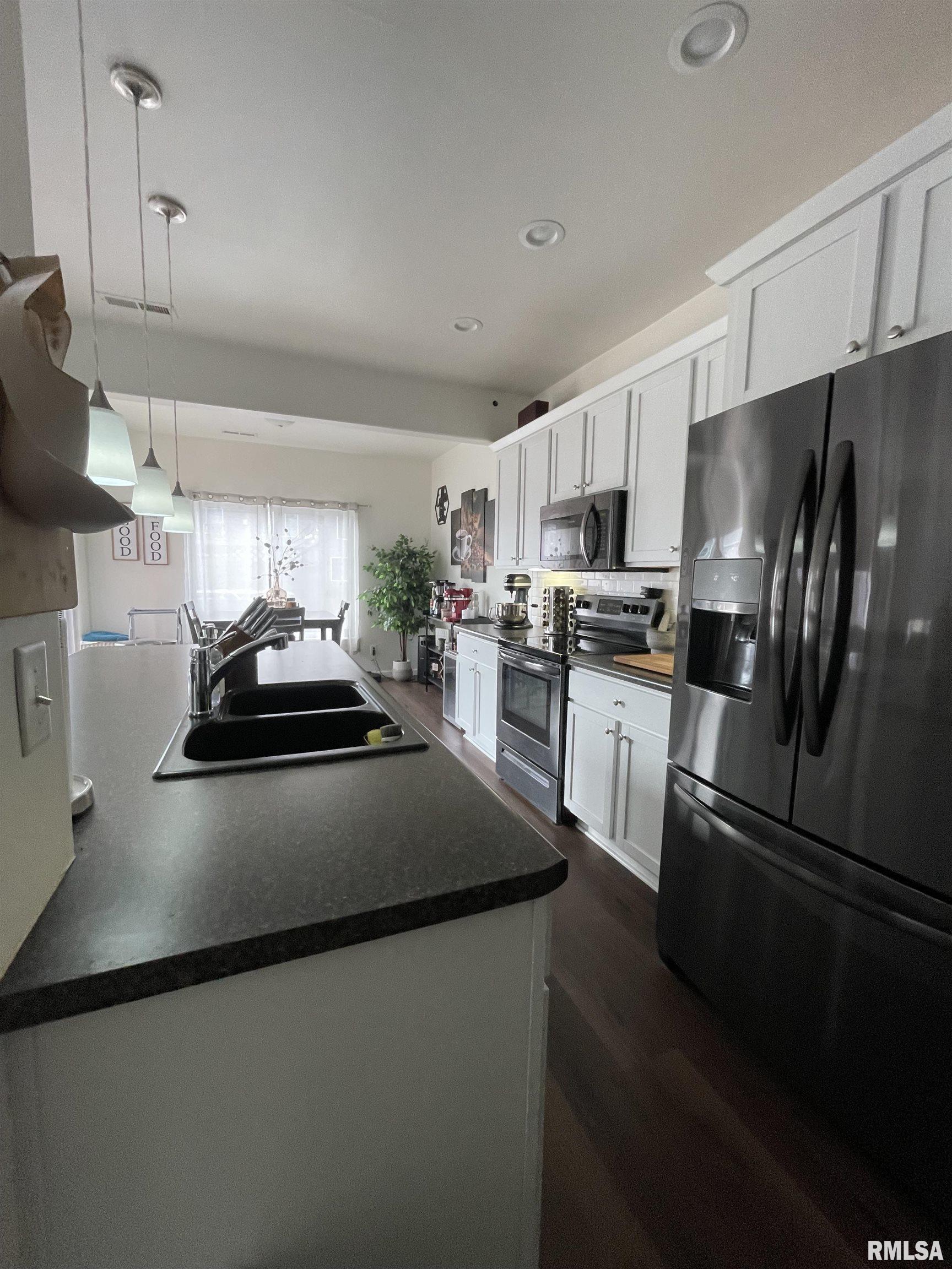 609 Dakota Avenue Property Photo 8