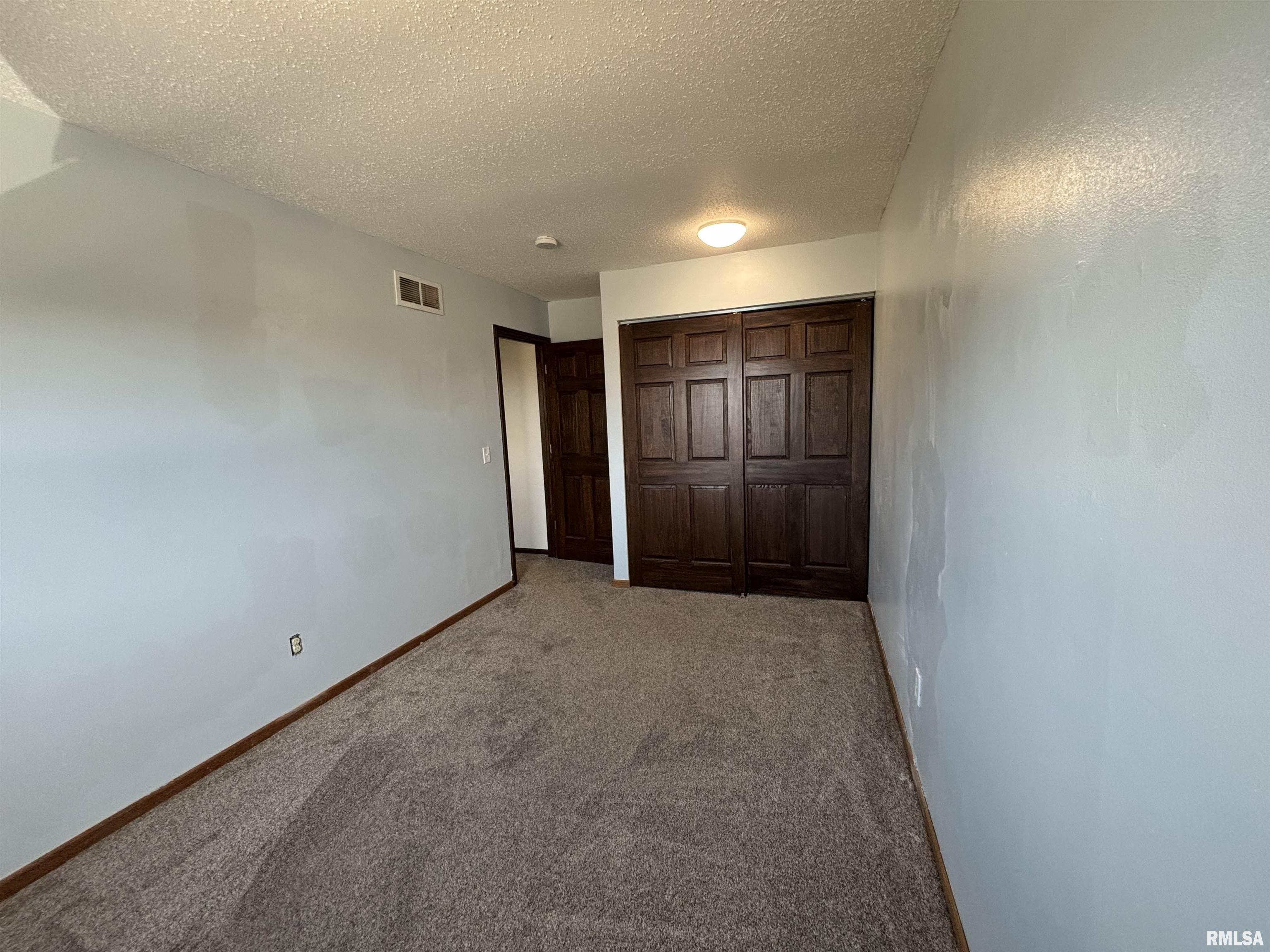 5503 N Linwood Avenue Property Photo 13