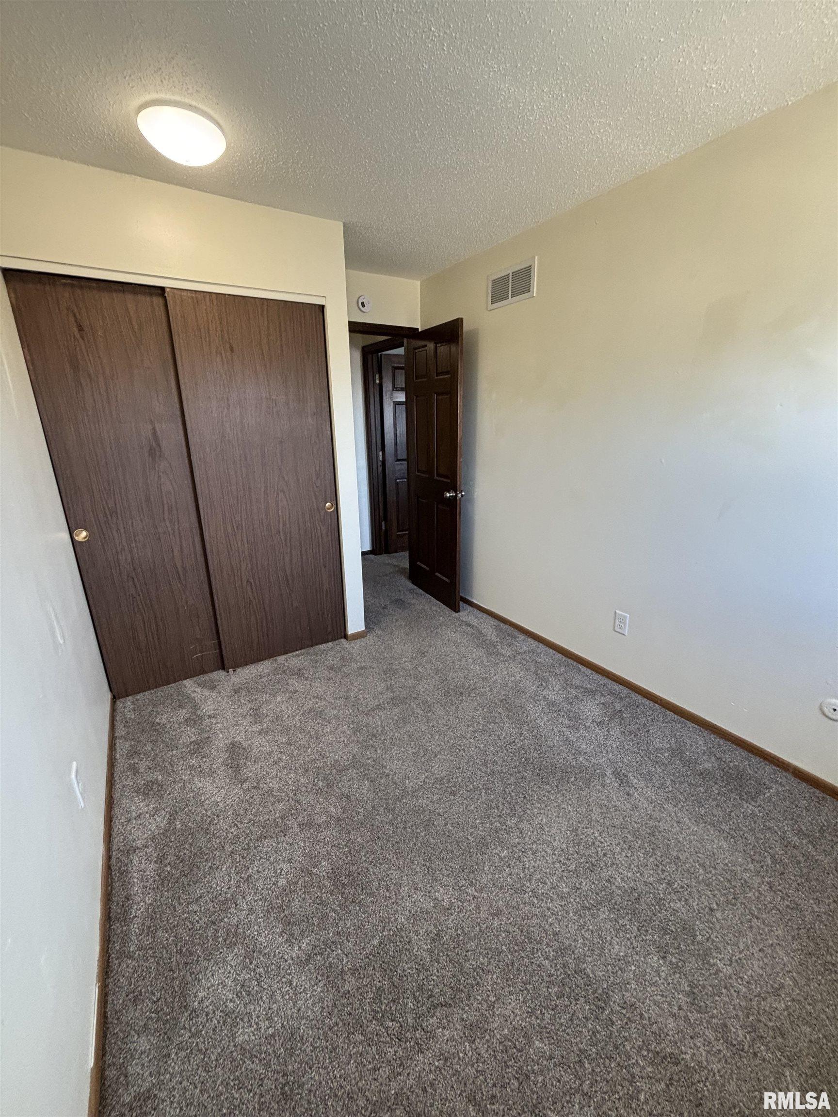 5503 N Linwood Avenue Property Photo 14