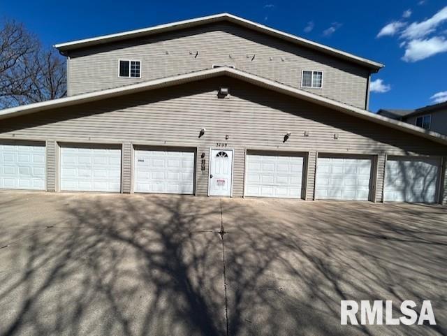 3818 Creek Hill Drive Property Photo 1