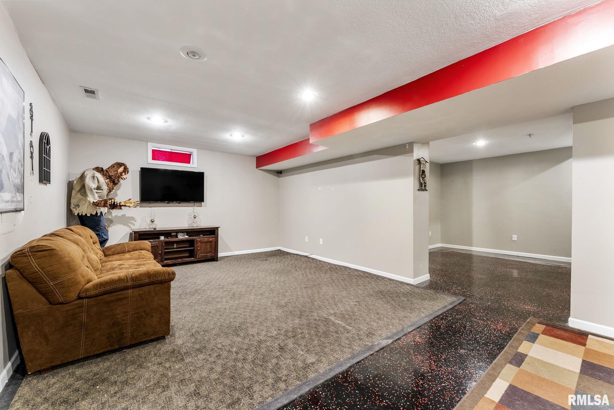 4928 Main Court Property Photo 26