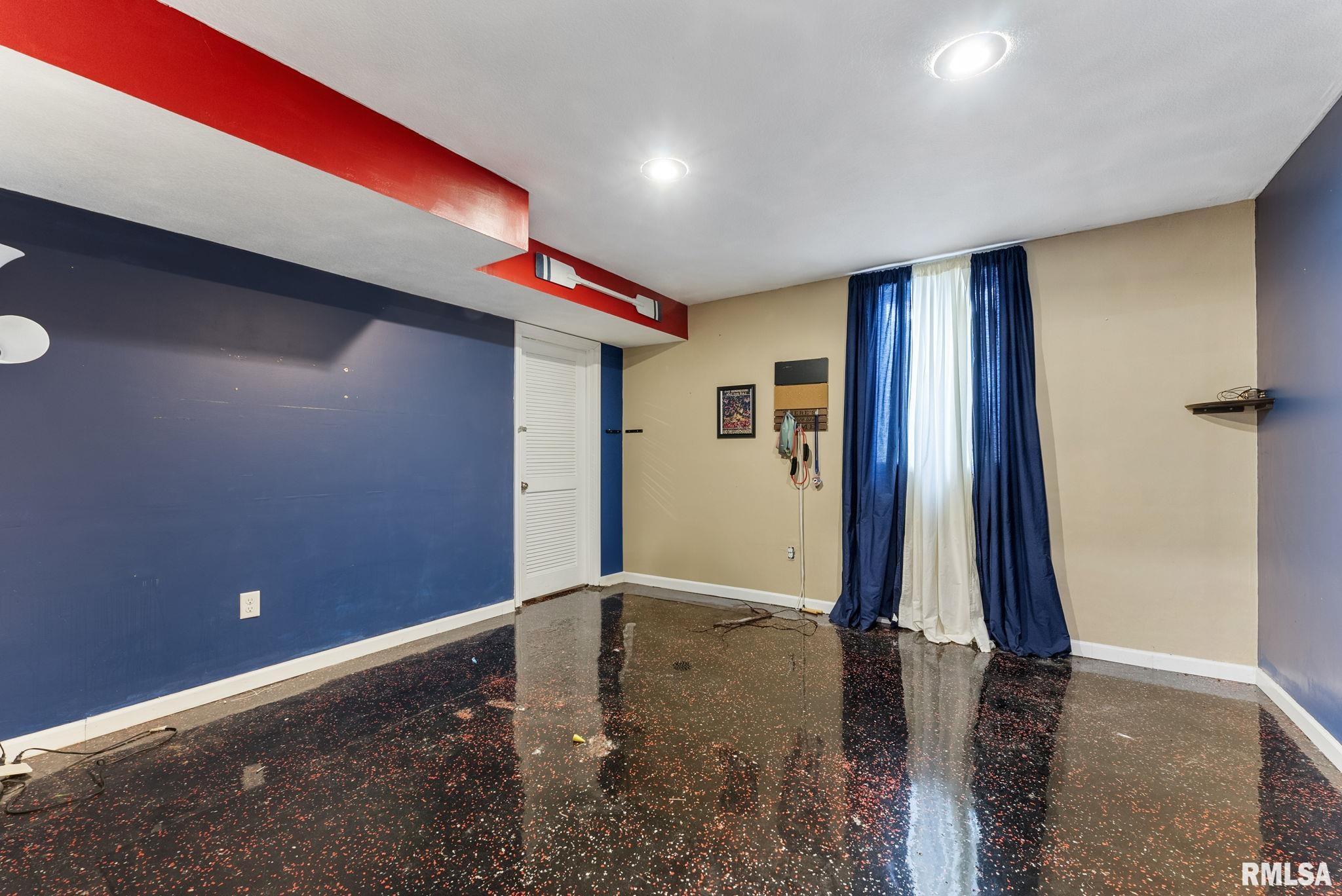 4928 Main Court Property Photo 28