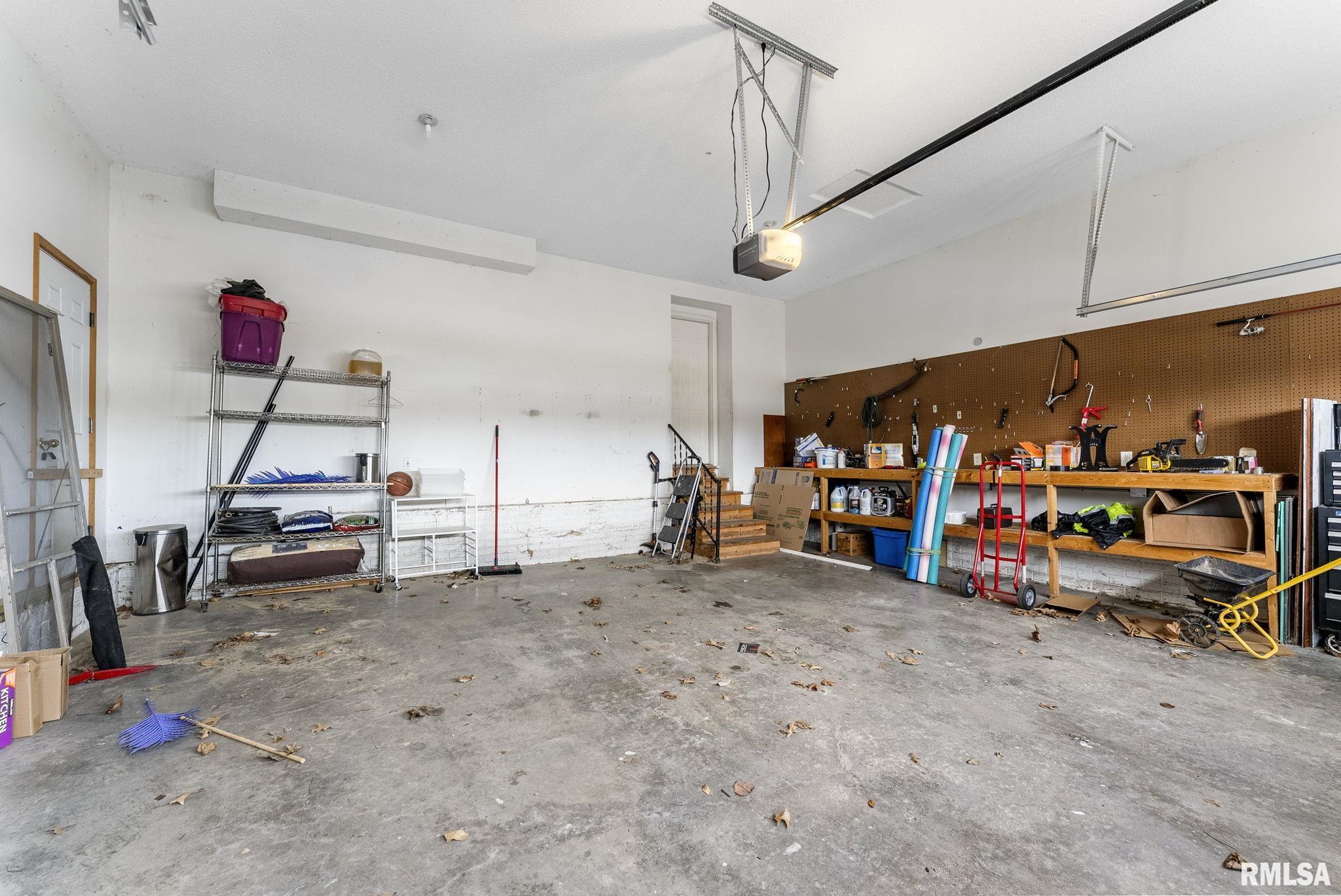 4928 Main Court Property Photo 33