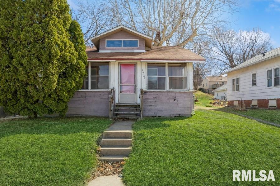4227 11th Street Property Photo 1