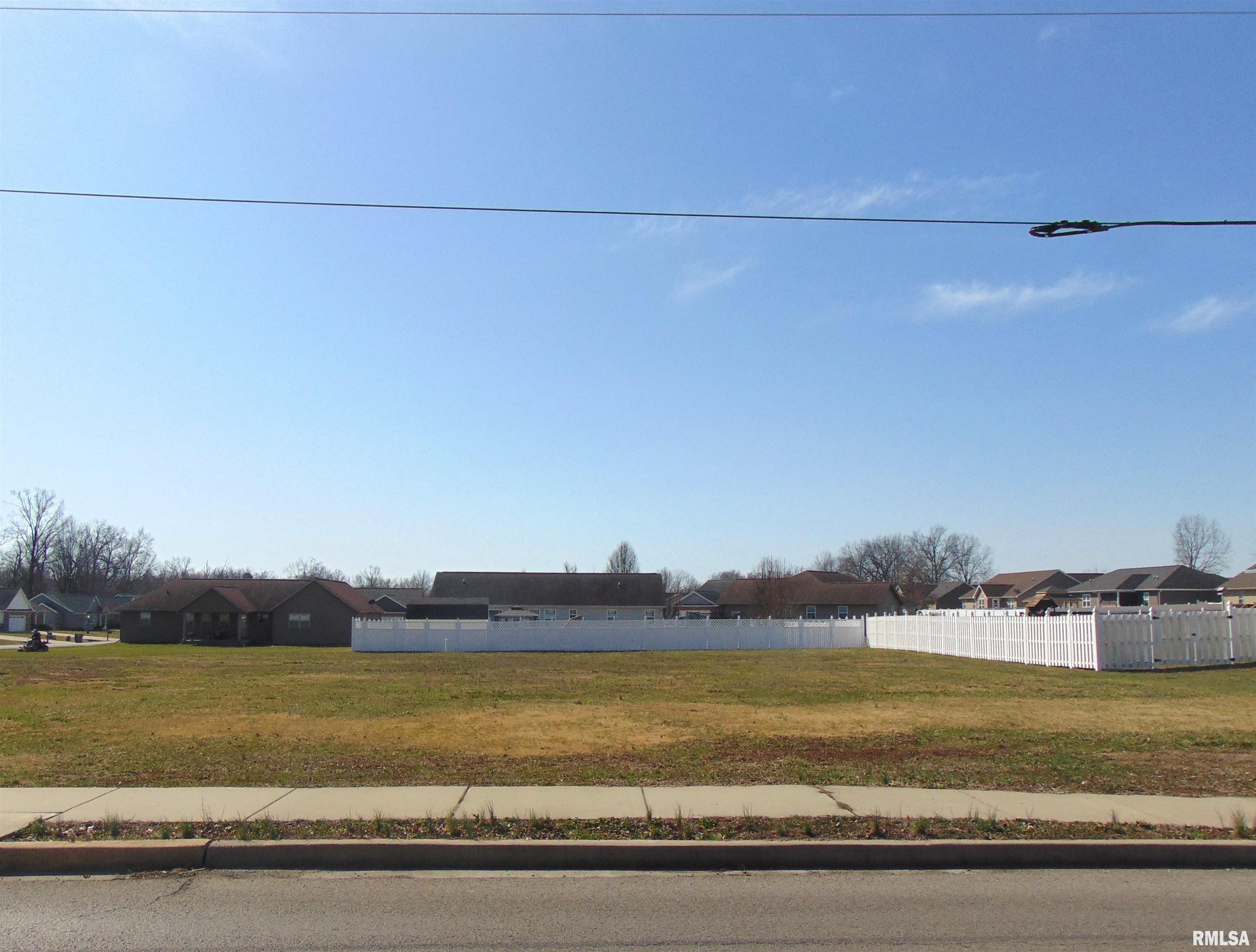 Carterville Real Estate Listings Main Image
