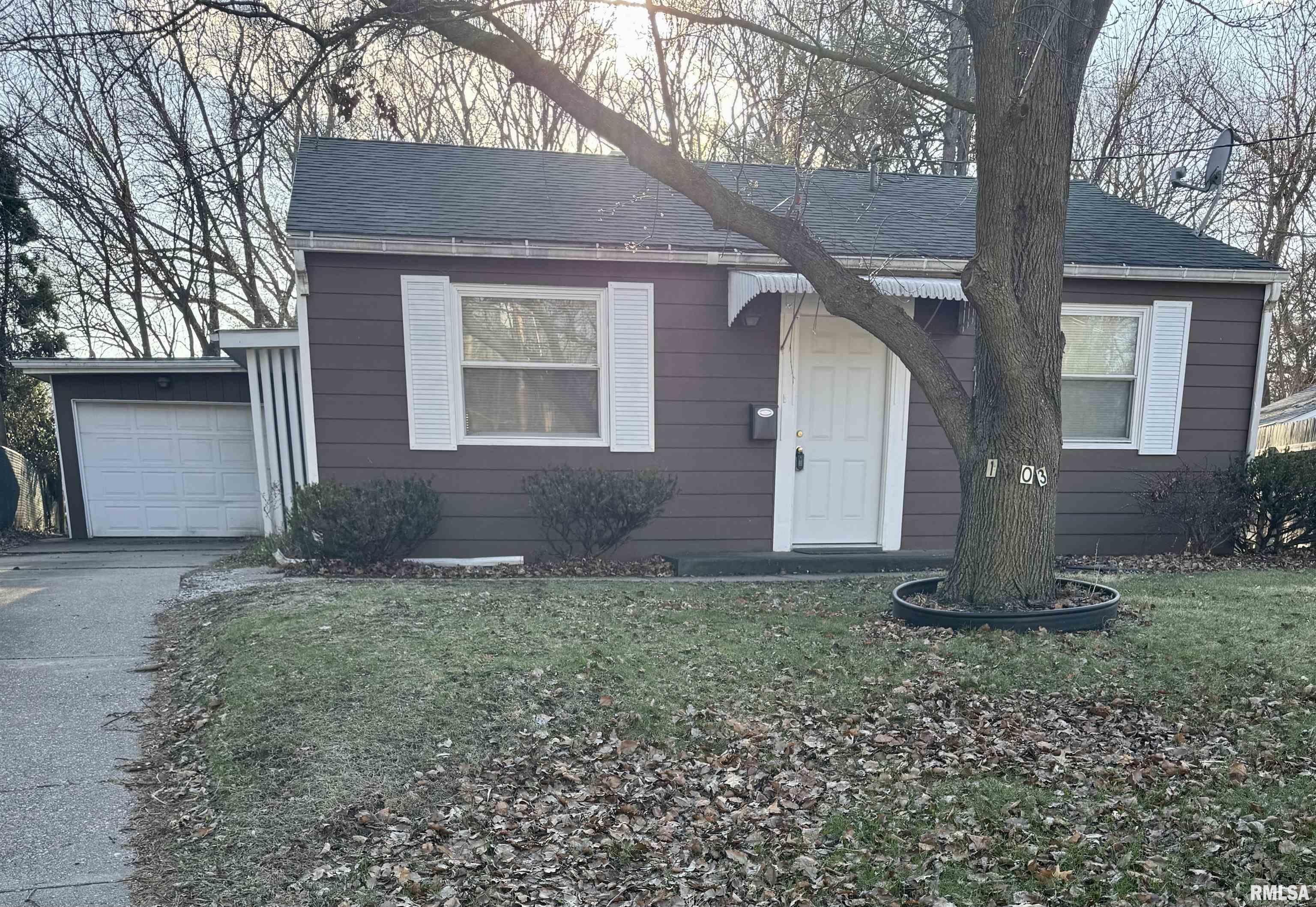 1103 37th Street Court Property Photo