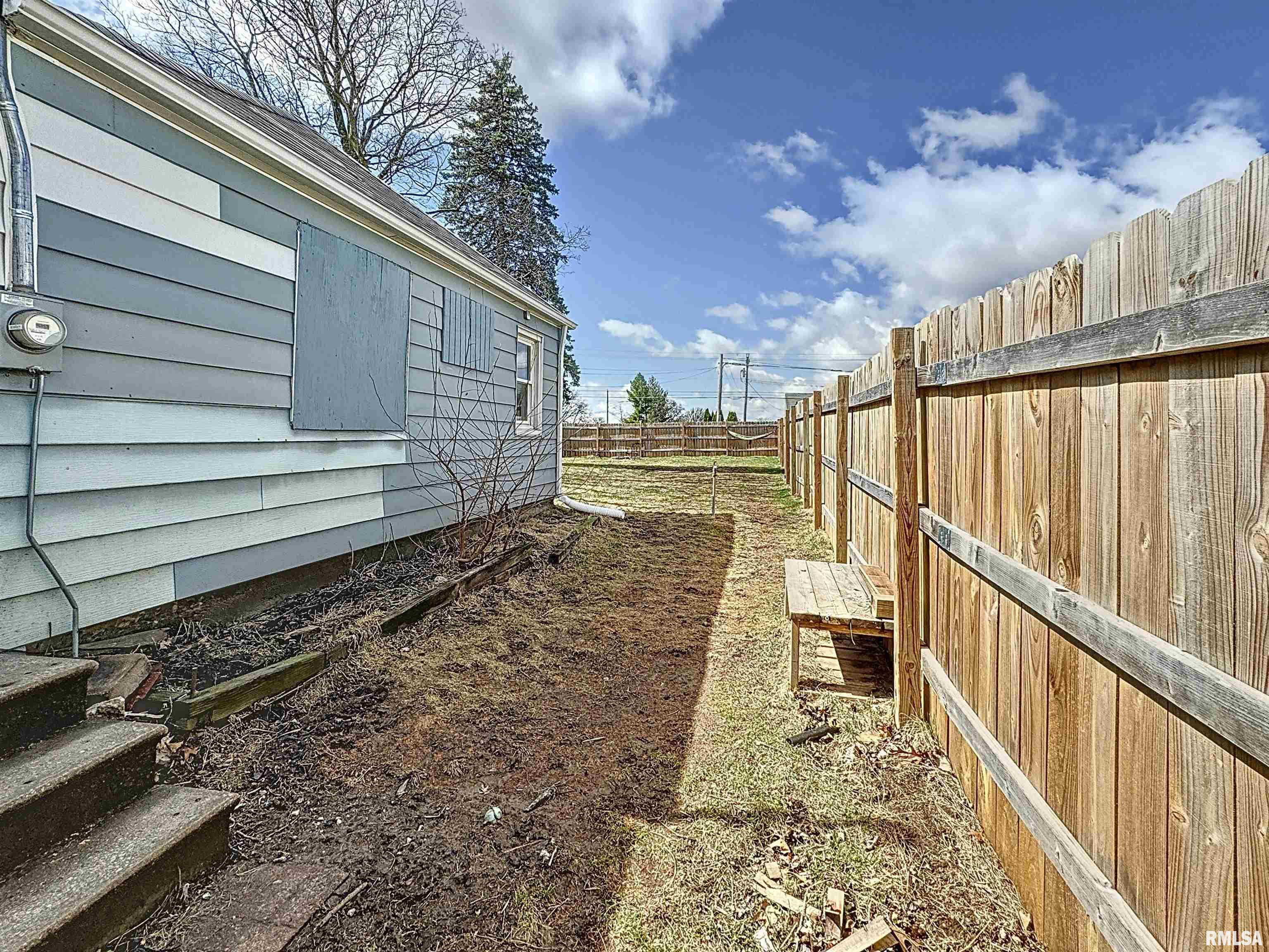 211 106th Avenue West Property Photo 19