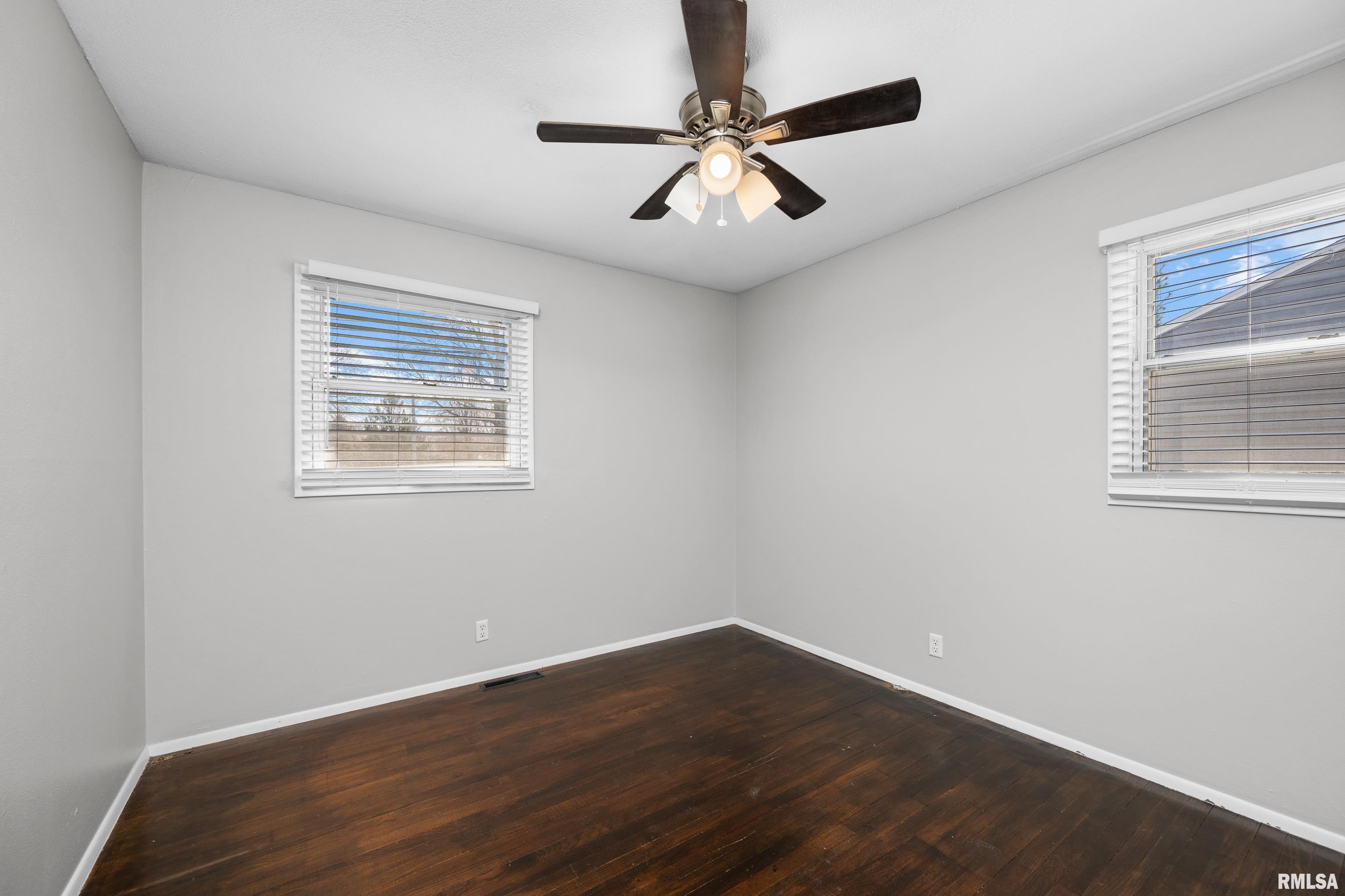 917 Wisconsin Street Property Photo 17