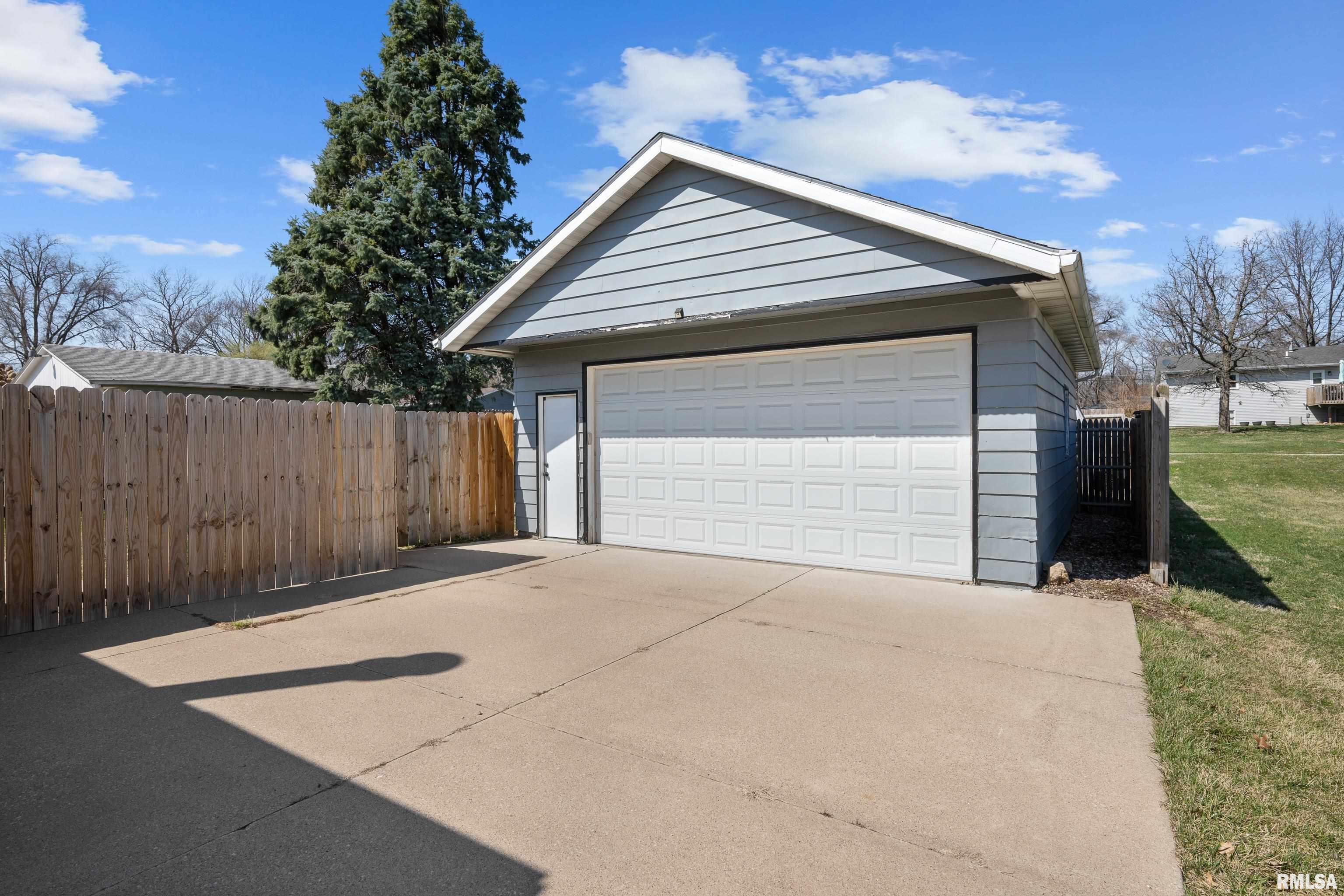 917 Wisconsin Street Property Photo 25