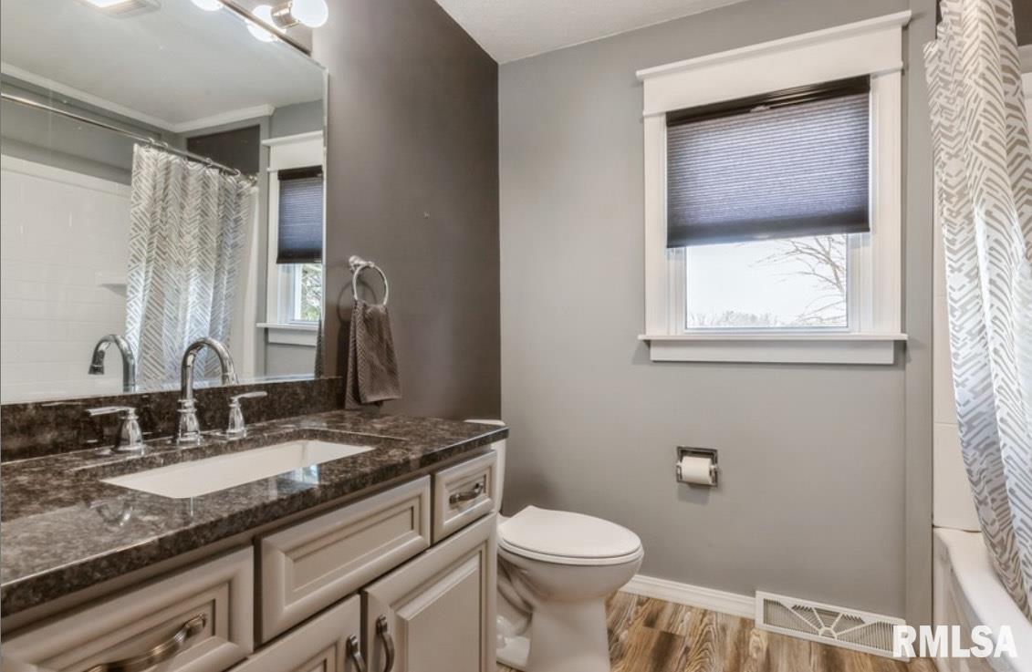 14 Park Avenue Court Property Photo 22