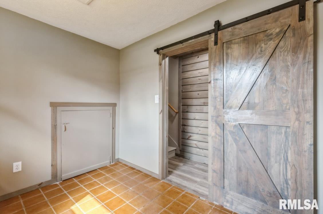 14 Park Avenue Court Property Photo 25