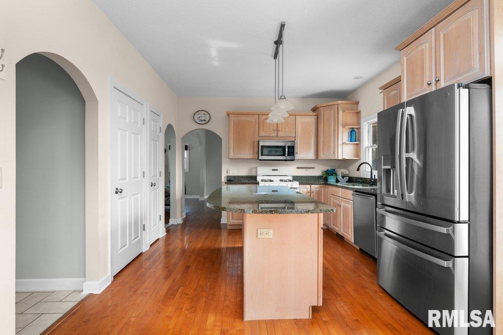 216 Hillcrest Avenue Property Photo 12