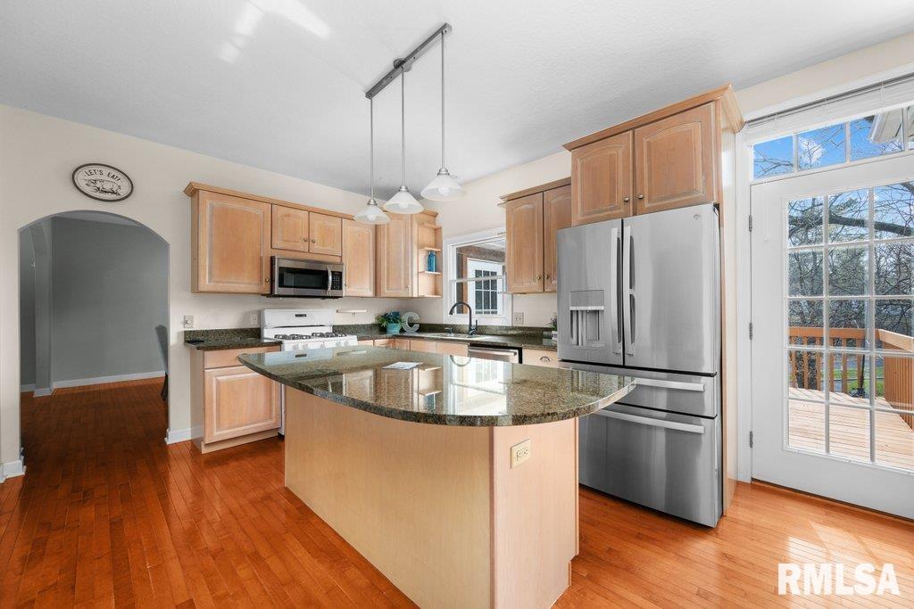 216 Hillcrest Avenue Property Photo 13