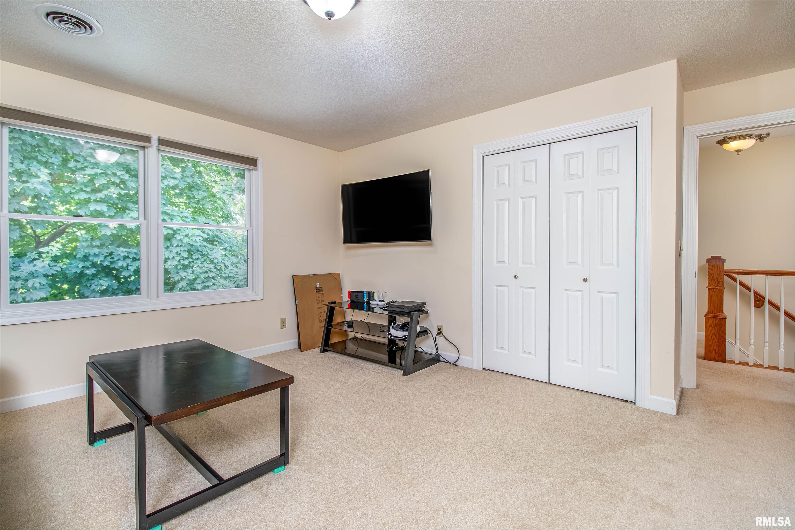 216 Hillcrest Avenue Property Photo 21