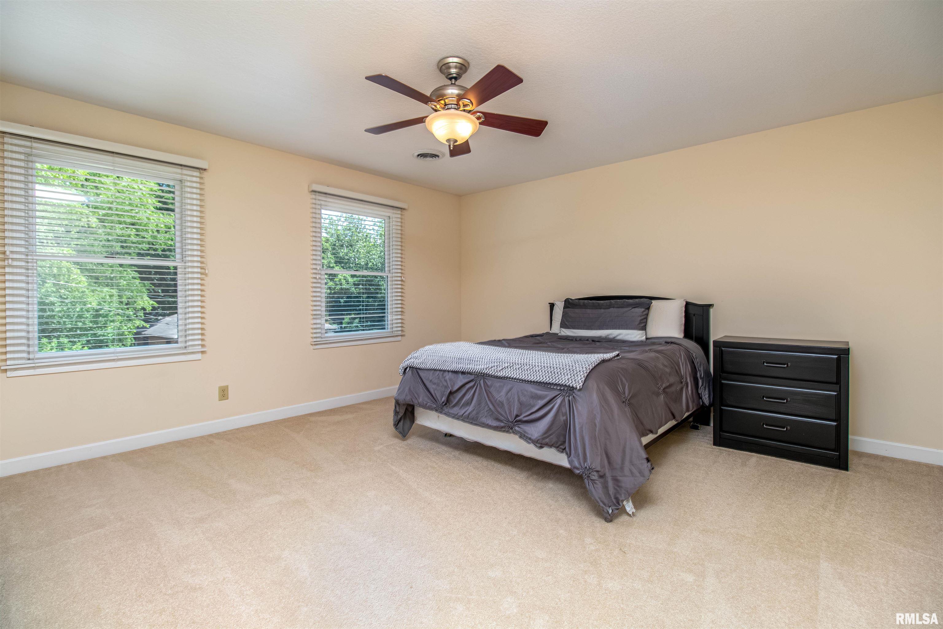 216 Hillcrest Avenue Property Photo 22