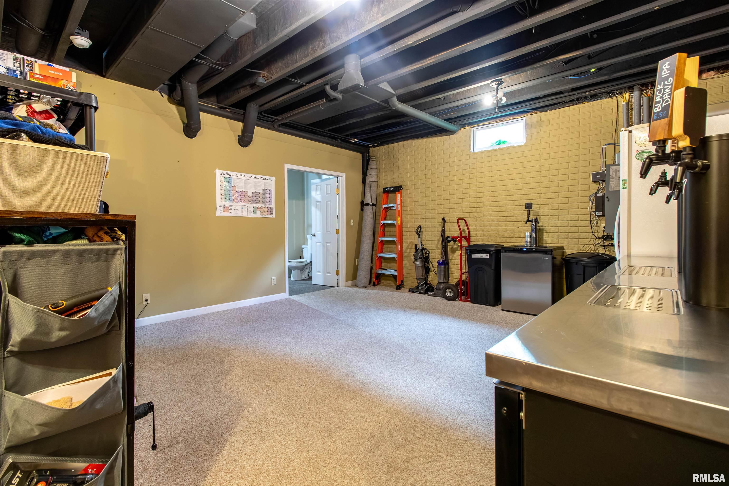 216 Hillcrest Avenue Property Photo 41