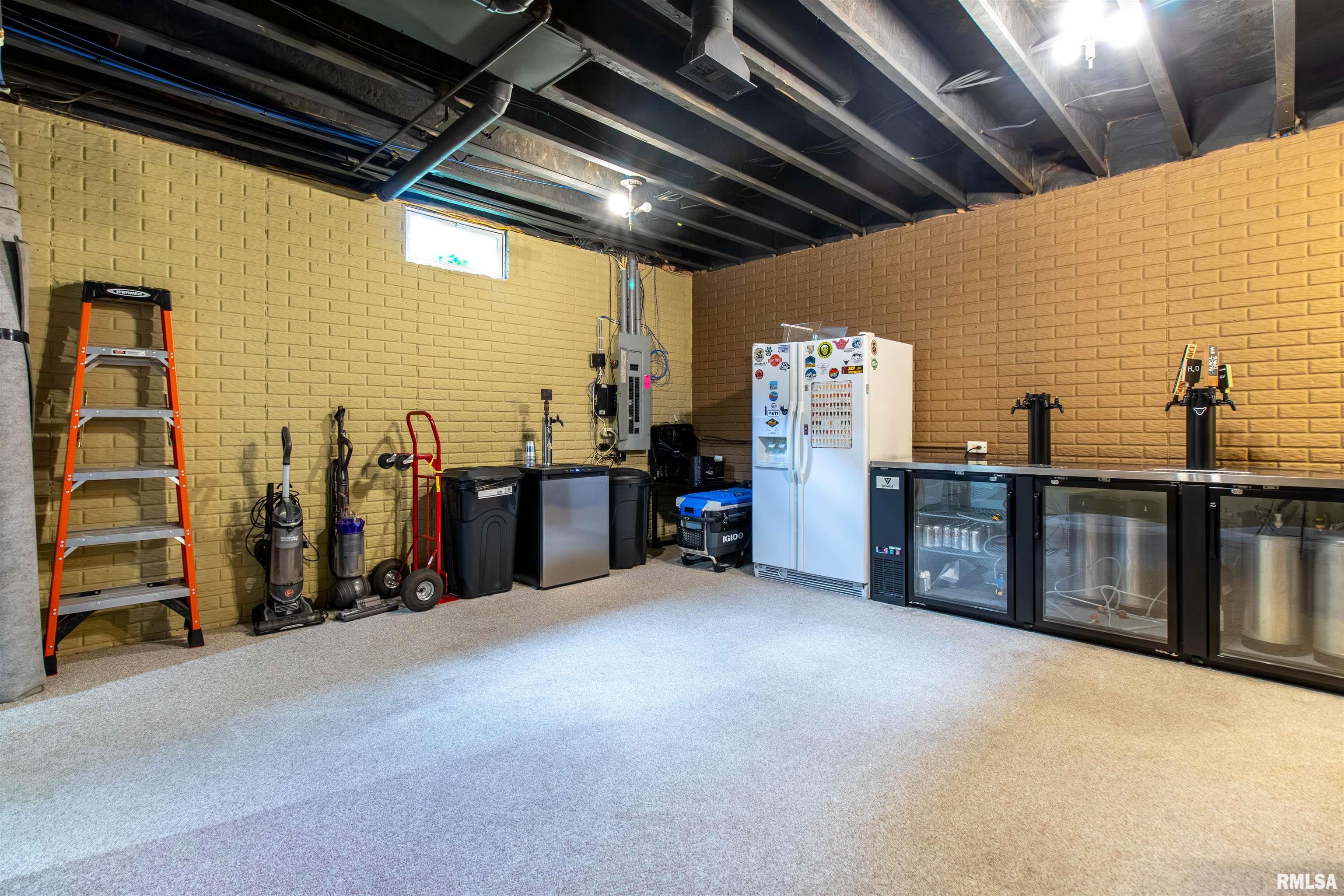 216 Hillcrest Avenue Property Photo 43