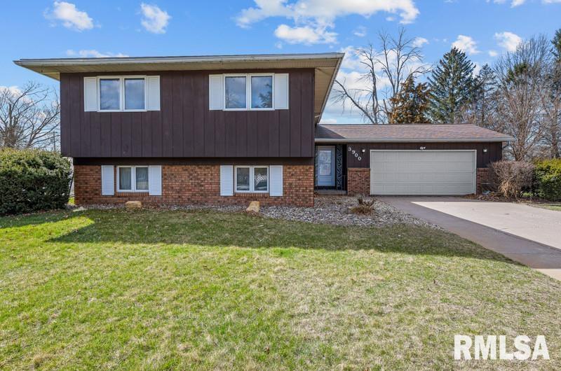 3900 172nd Street North Property Photo 1