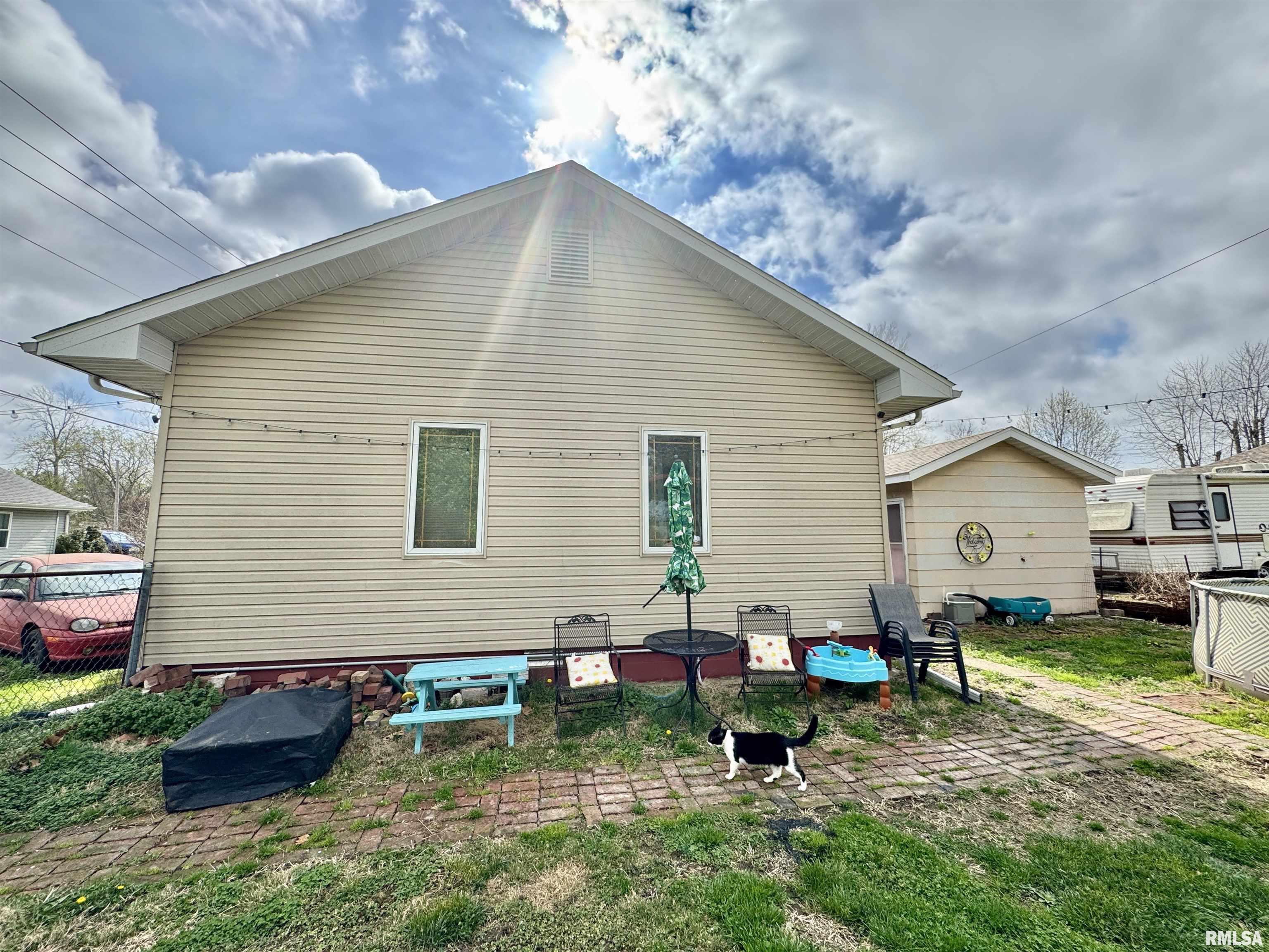 105 Elm Street Property Photo 3
