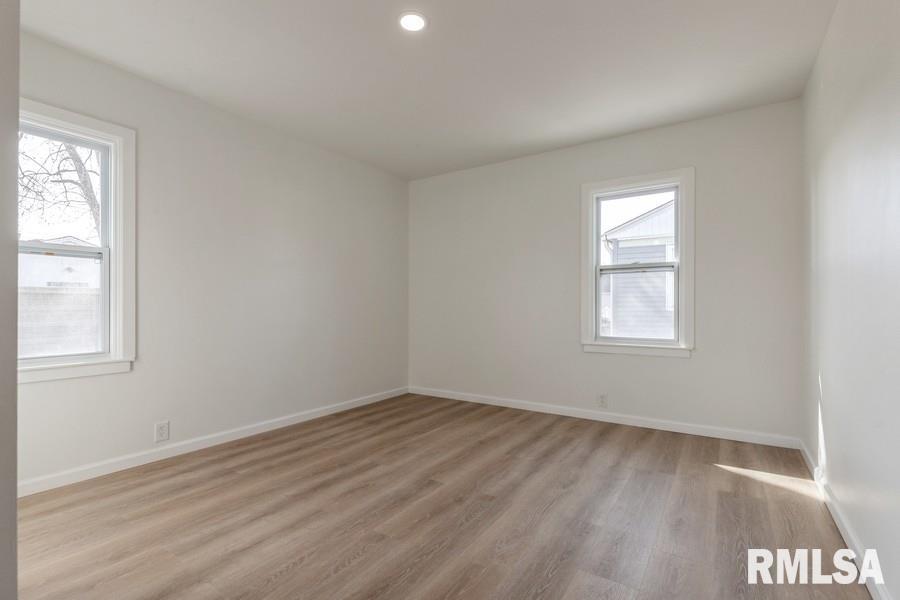 2377 Barker Street Property Photo 11