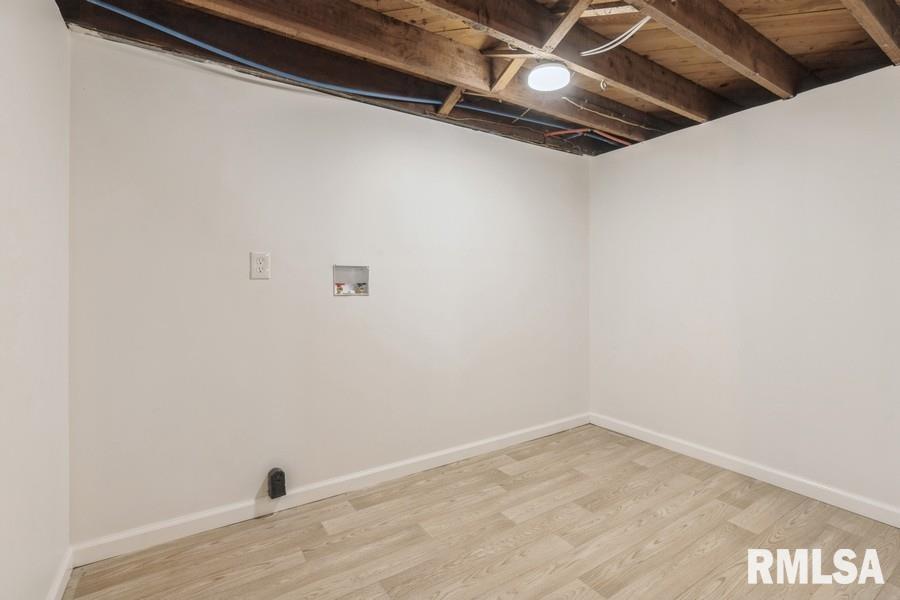 2377 Barker Street Property Photo 16