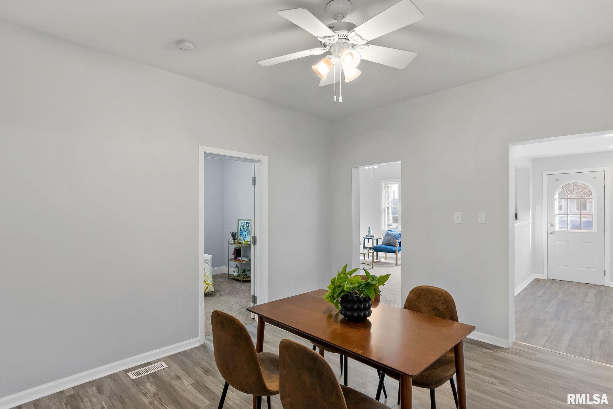 2018 W 1st Street Property Photo 5