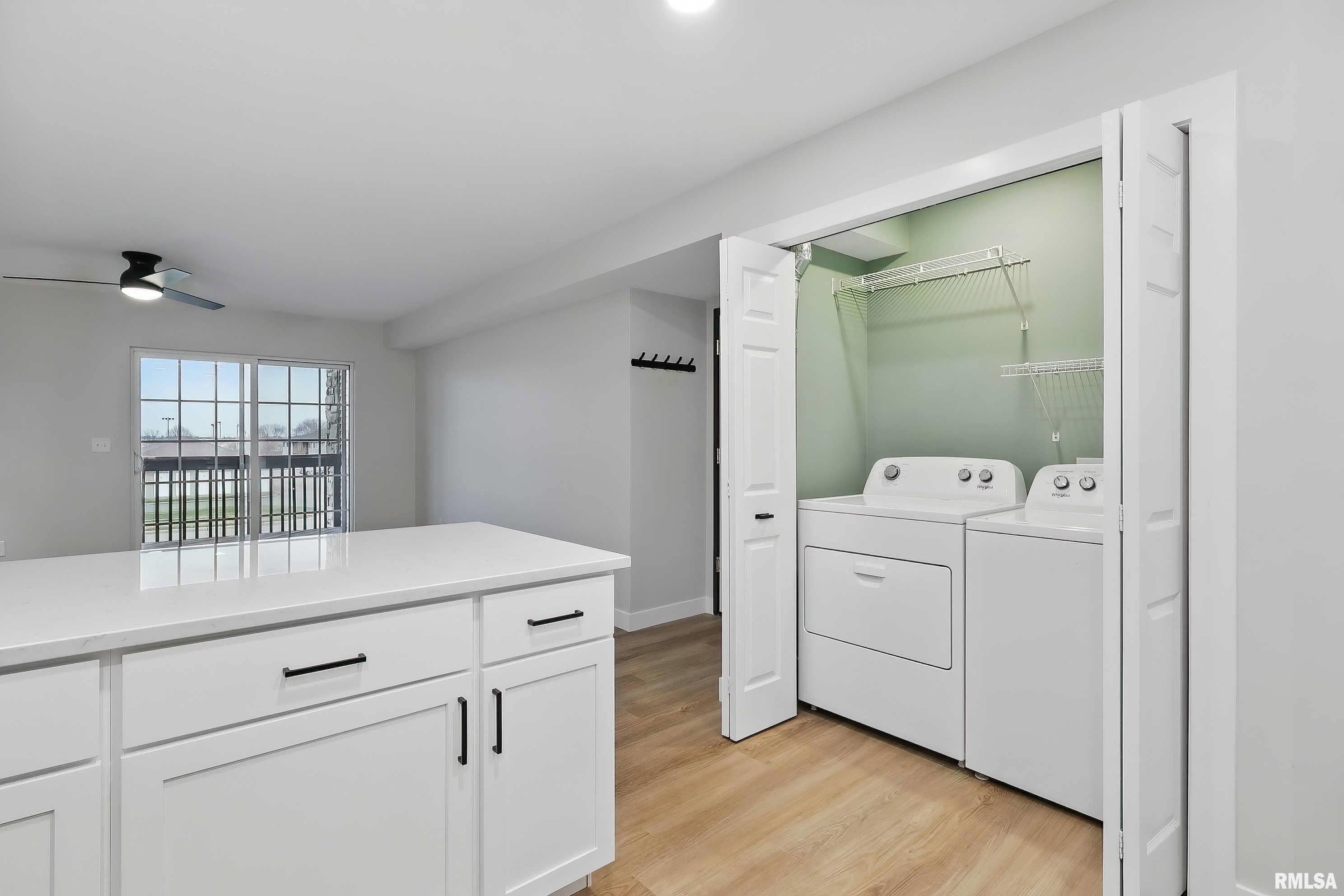 209 E Price Street Property Photo 11