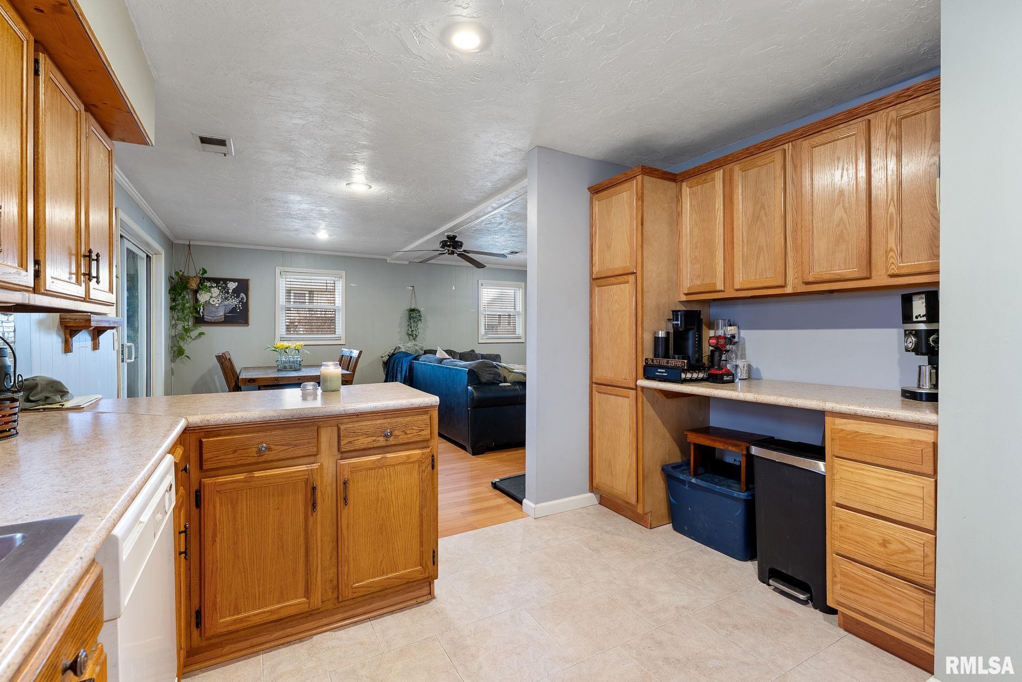1014 3rd Street Property Photo 10