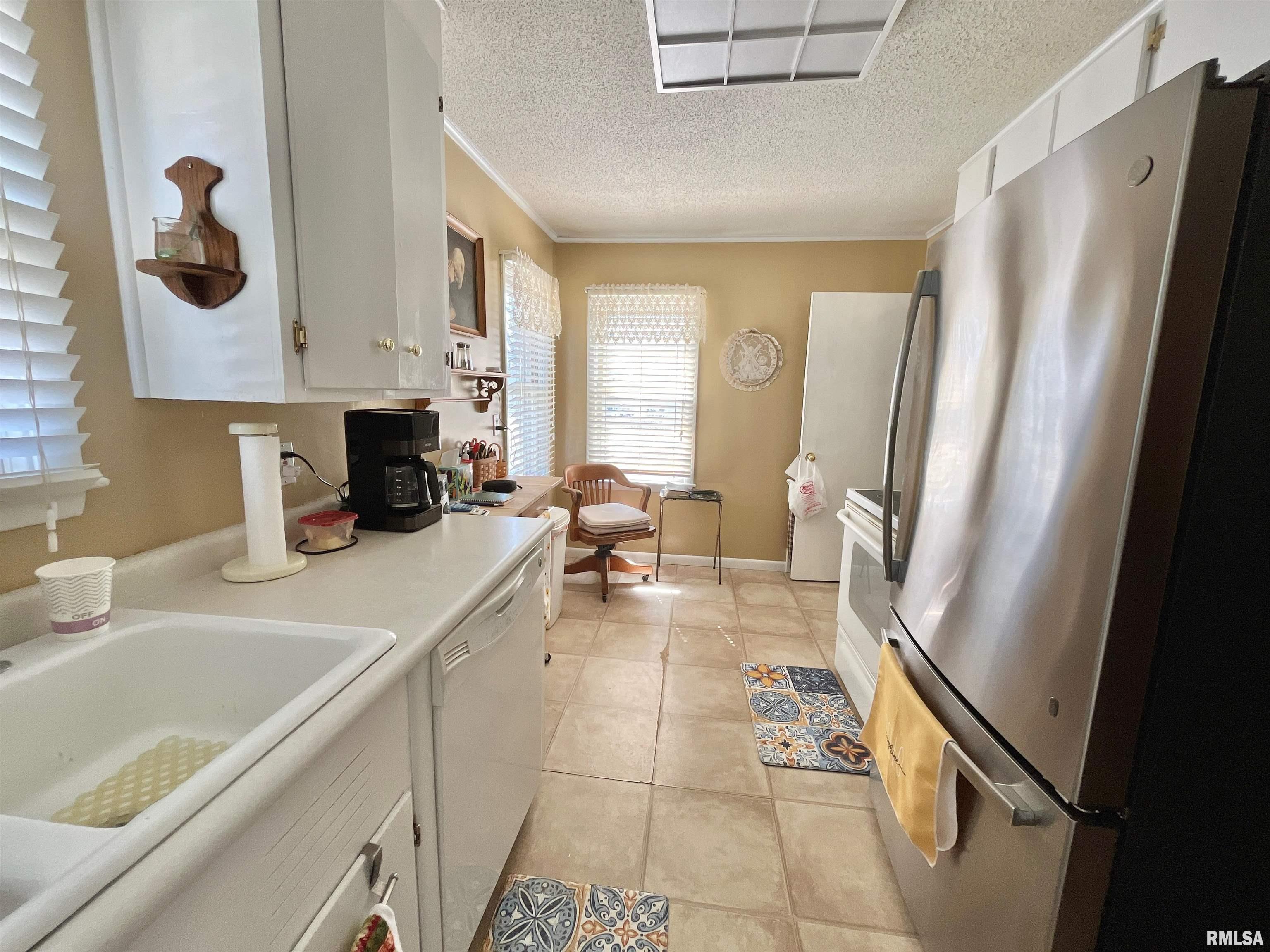 716 7th Avenue Property Photo 14