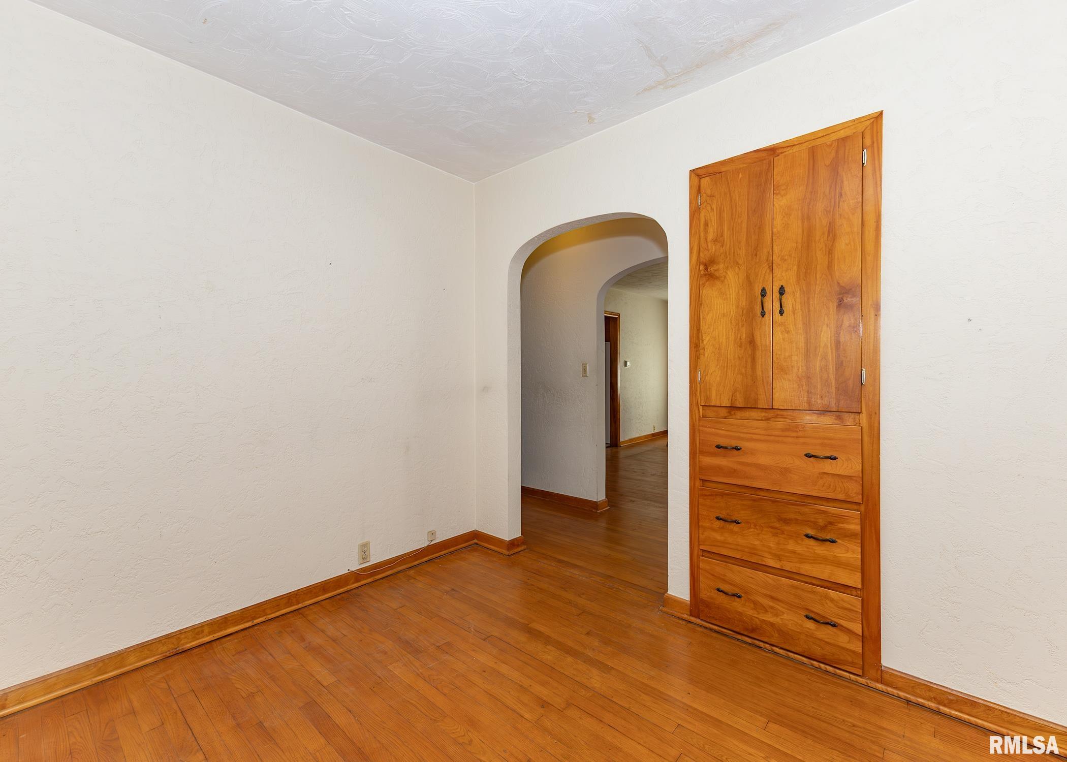 409 S Depot Street Property Photo 18