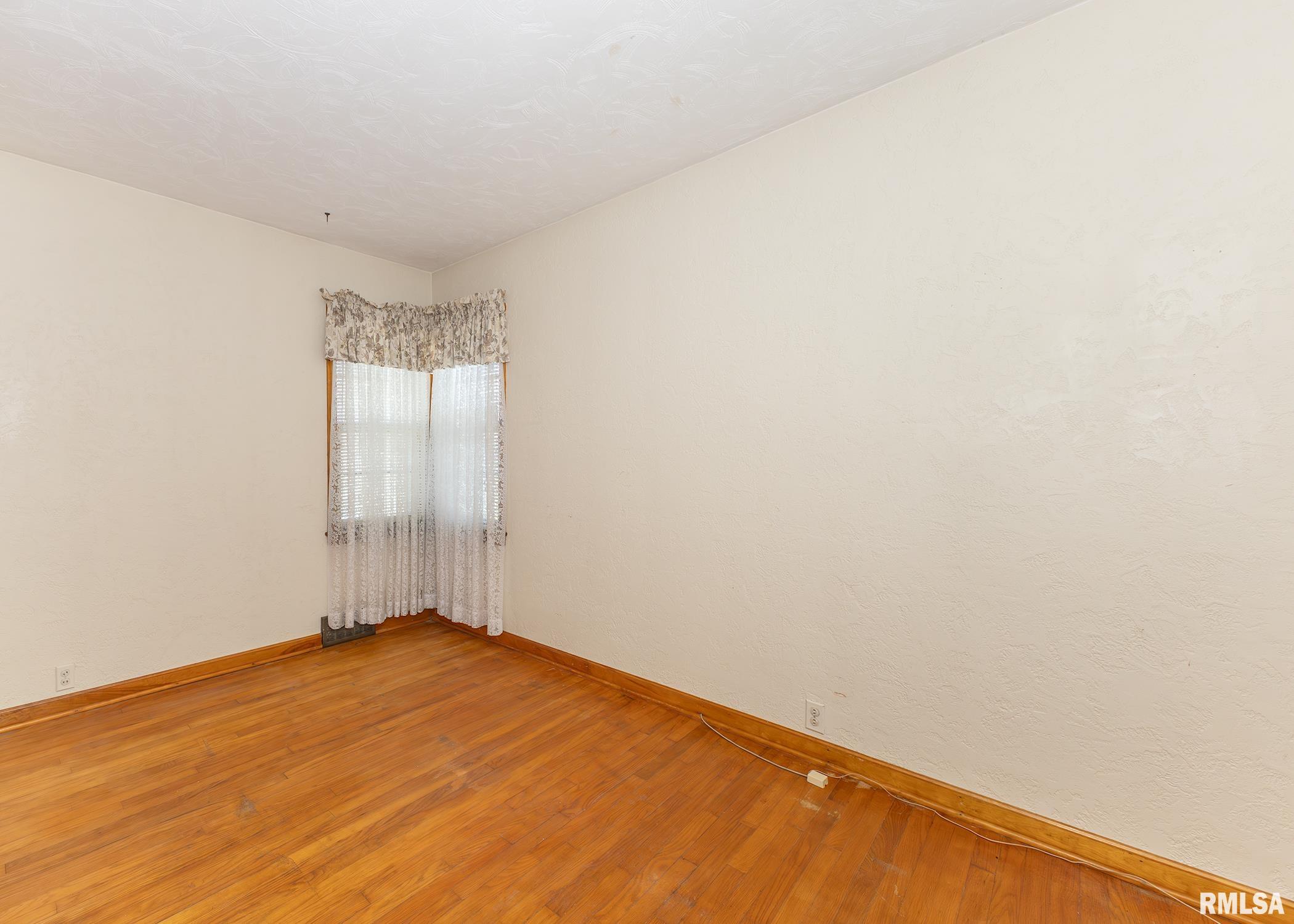 409 S Depot Street Property Photo 19