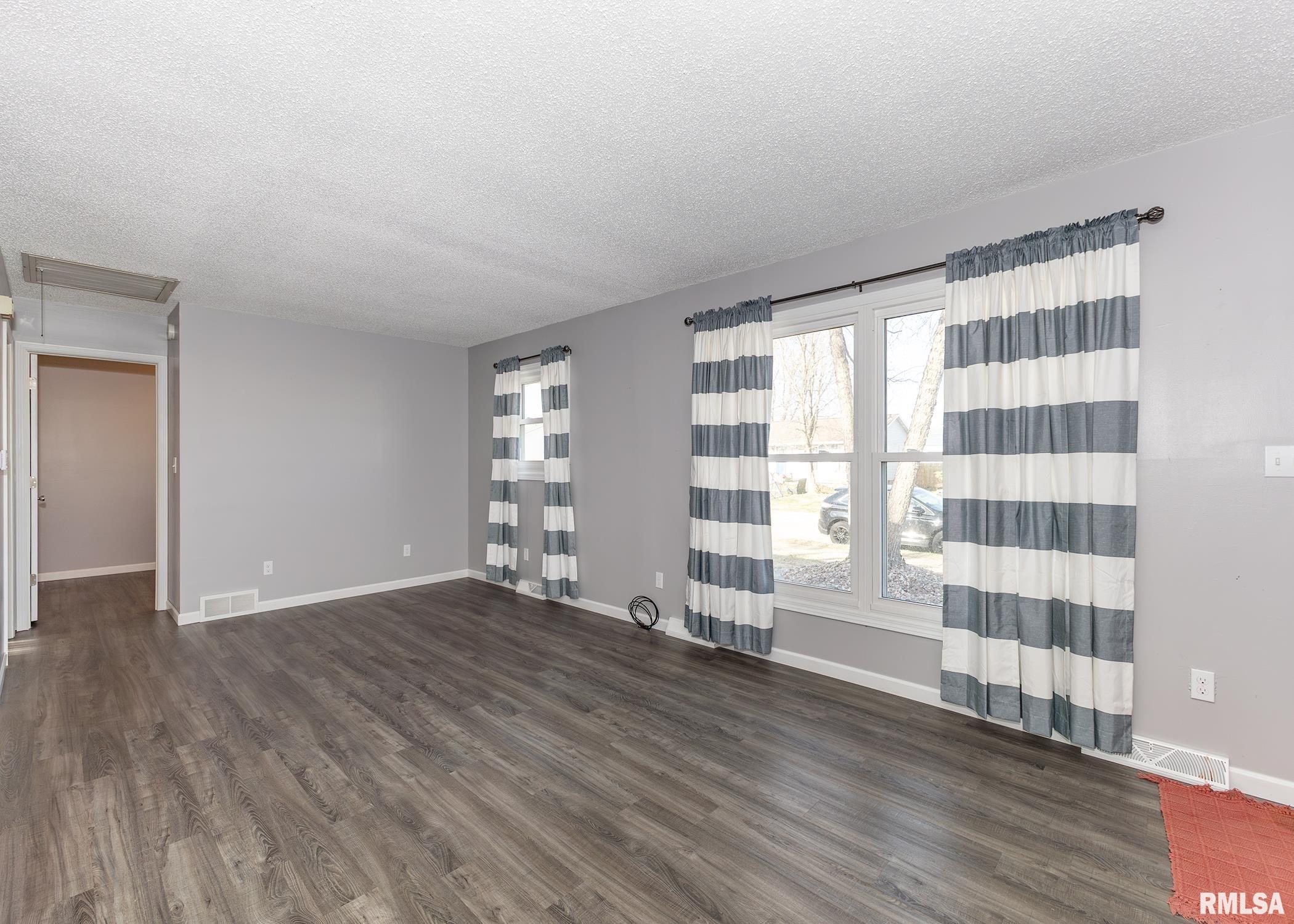 1446 18th Avenue Property Photo 5
