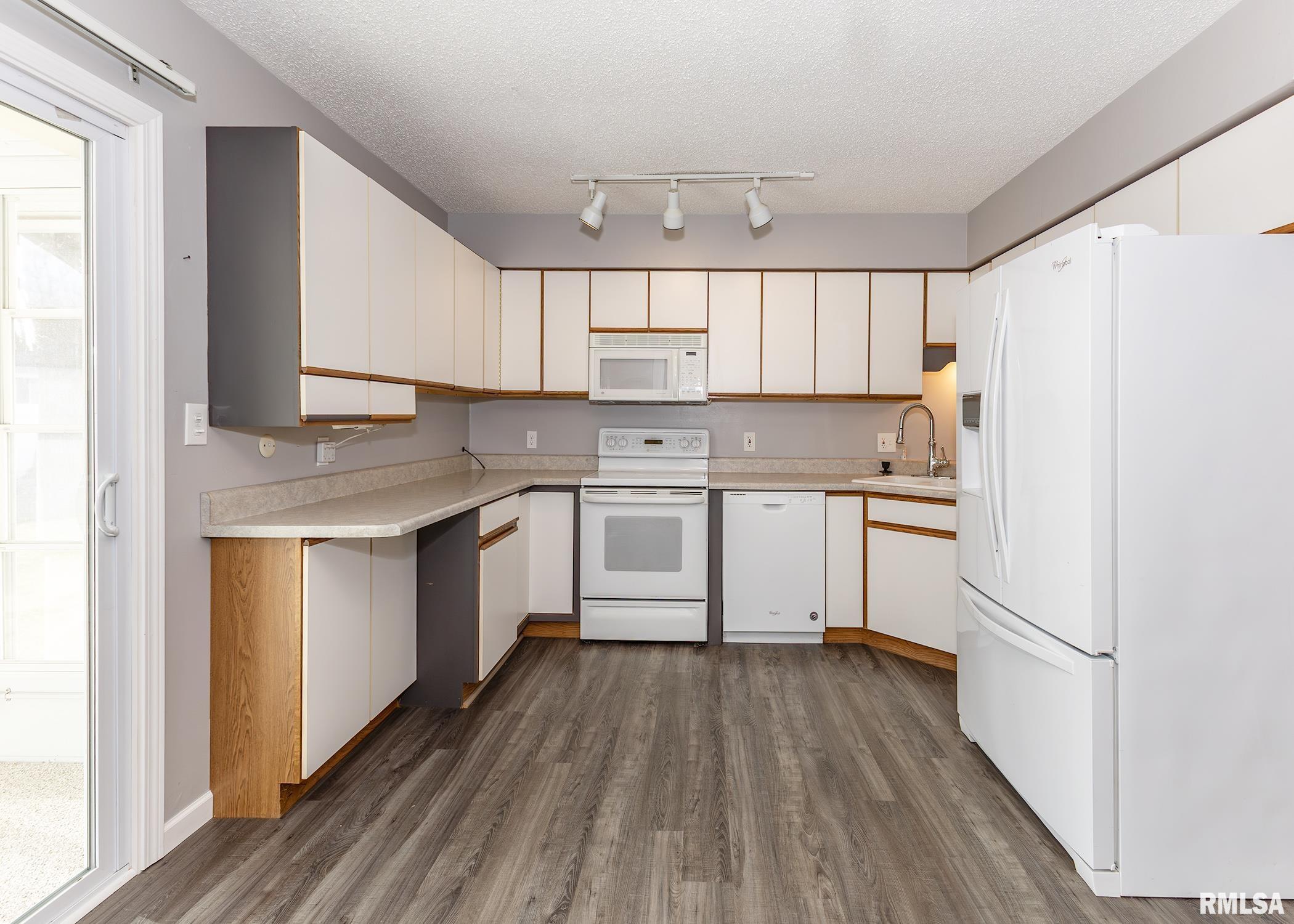 1446 18th Avenue Property Photo 9